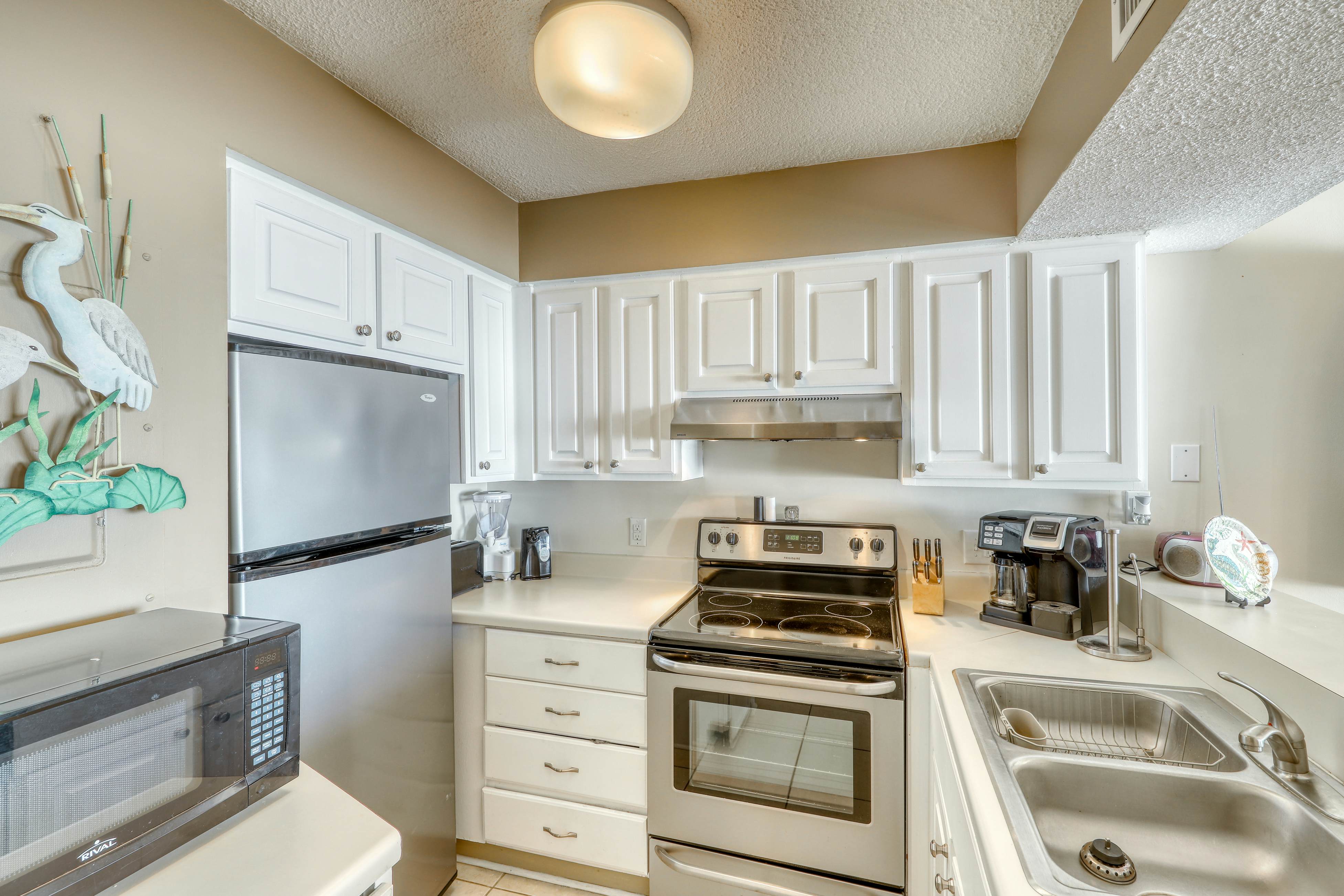 Sands Beach Club 1127