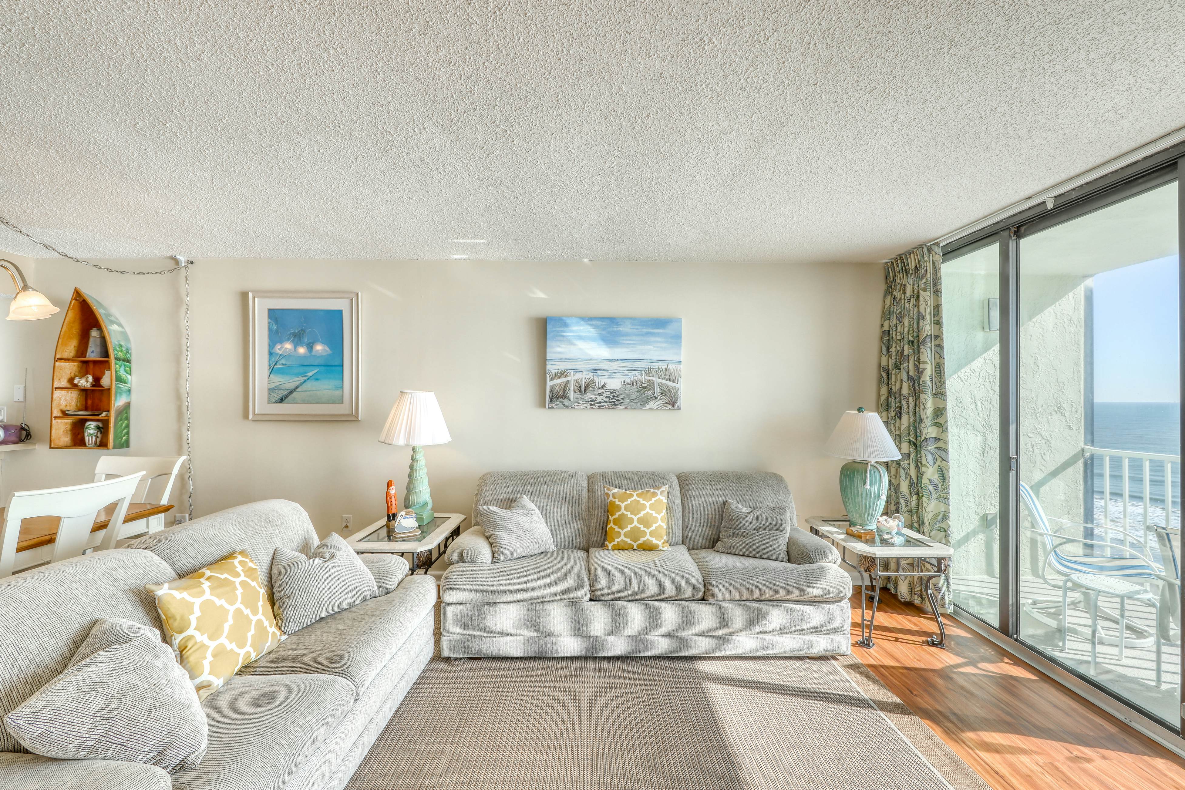 Sands Beach Club 1127