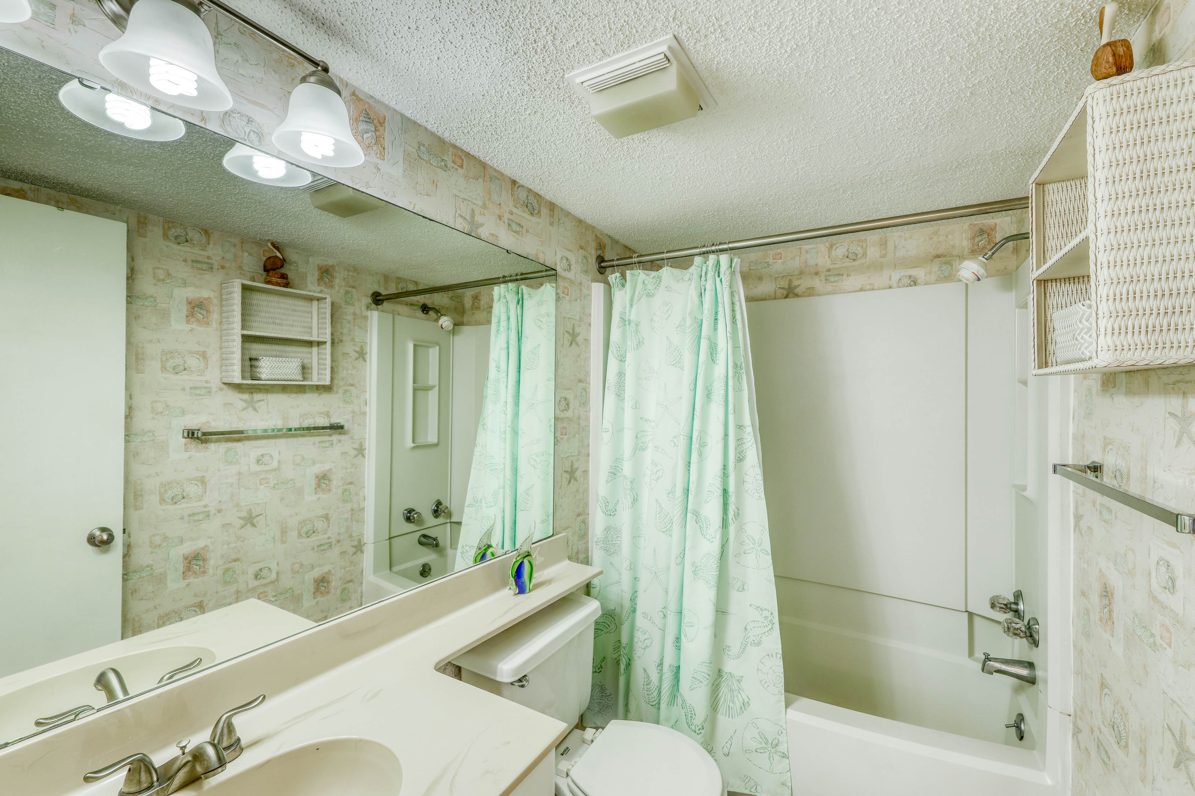 Sands Beach Club 1127