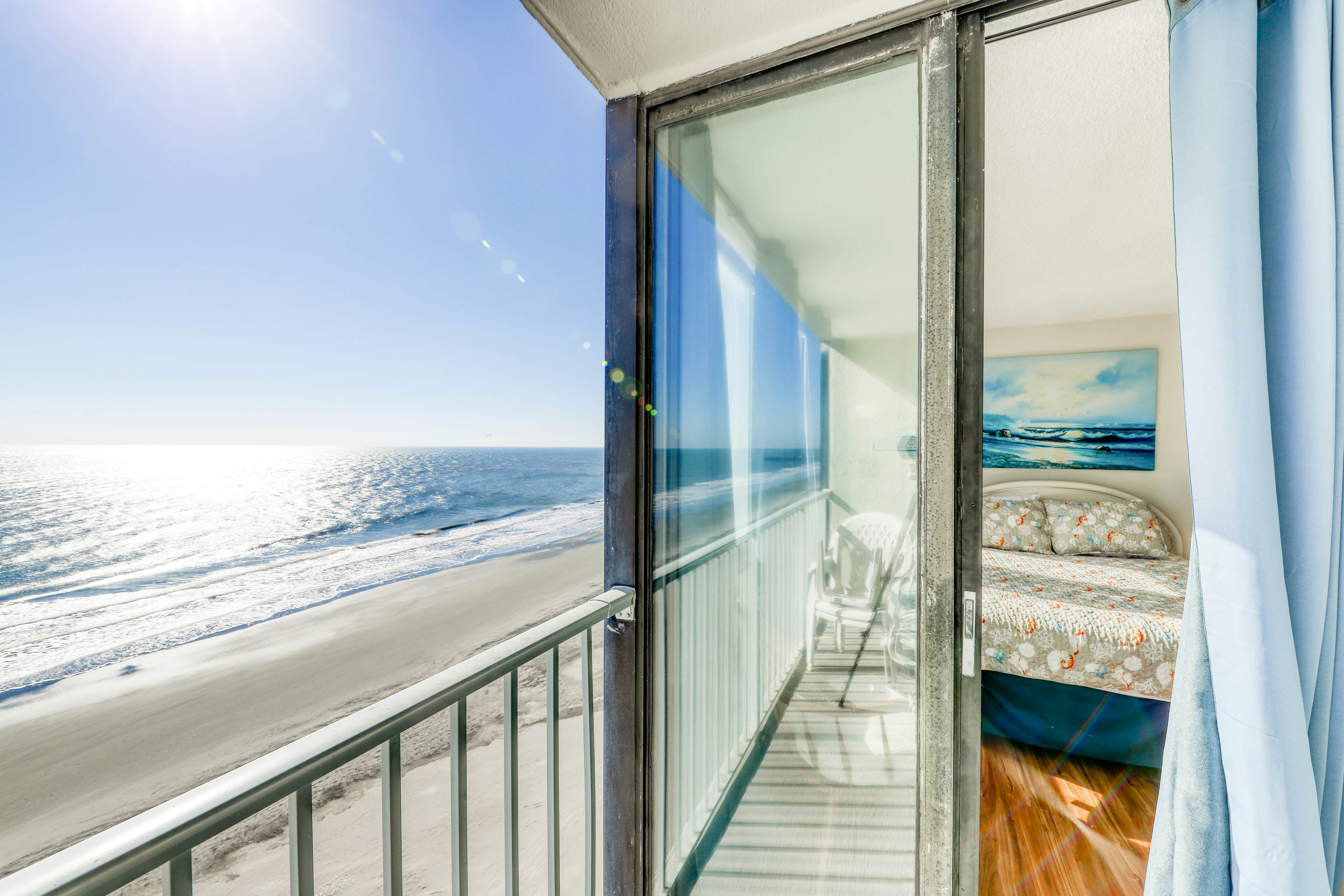 Sands Beach Club 1127