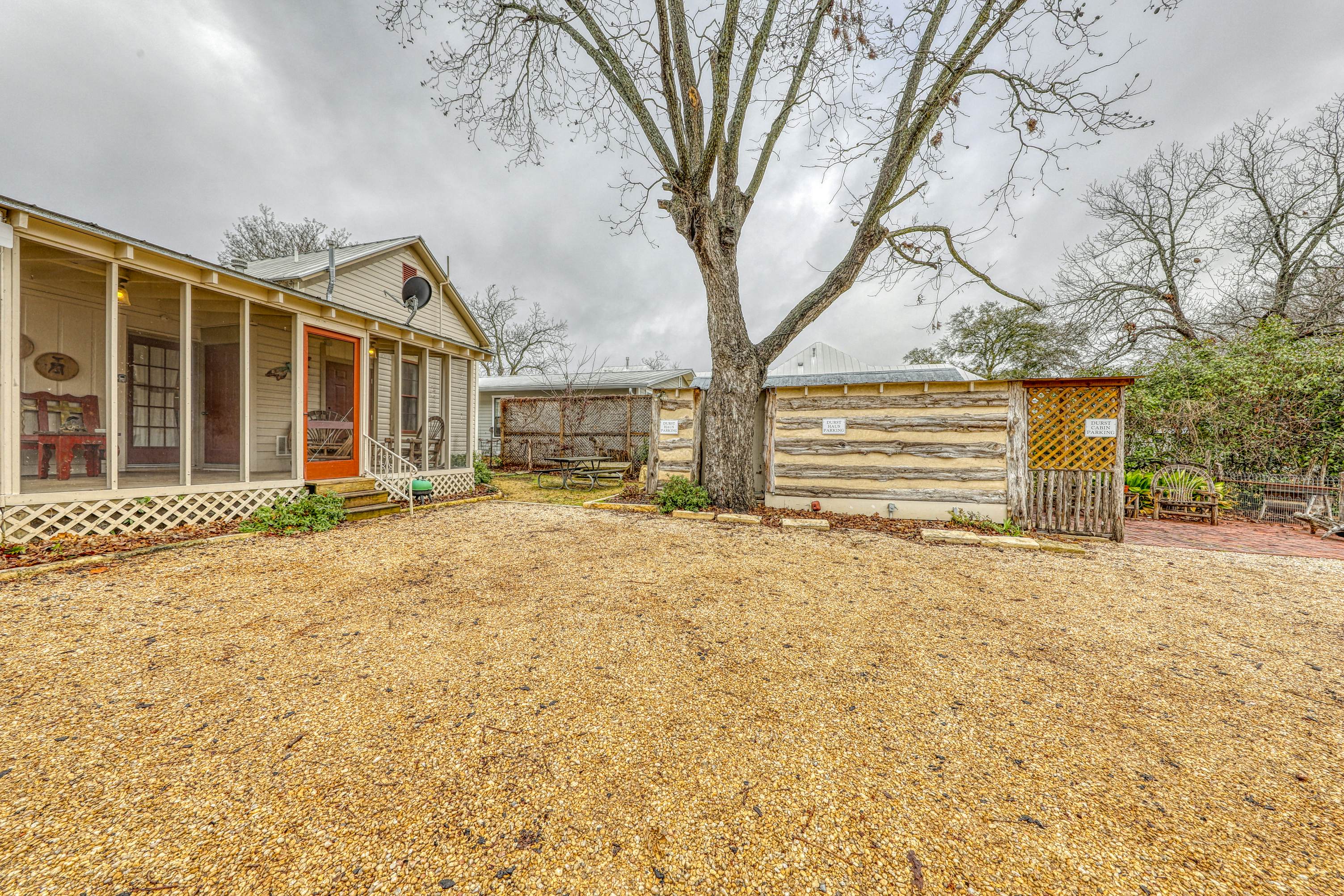 The Main House Durst Haus 2 BD Fredericksburg, TX Vacation Rental