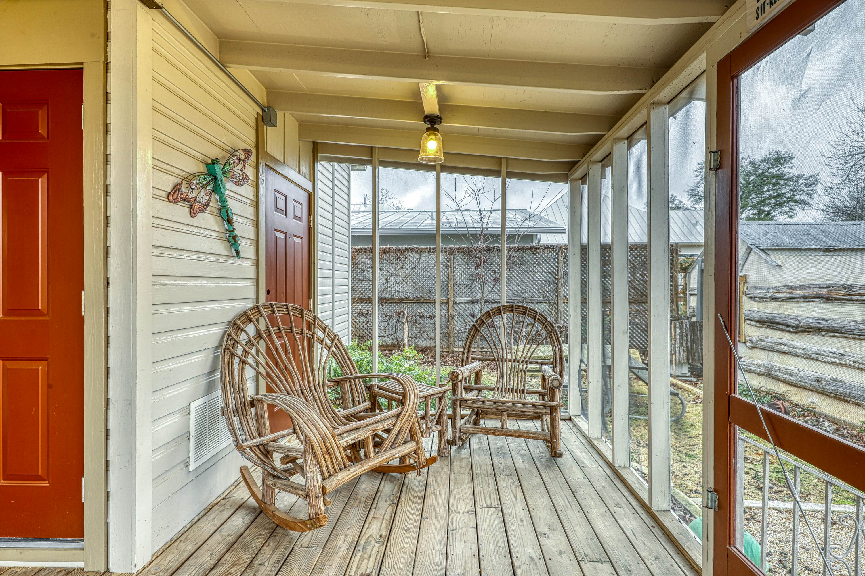 The Main House Durst Haus 2 BD Fredericksburg, TX Vacation Rental