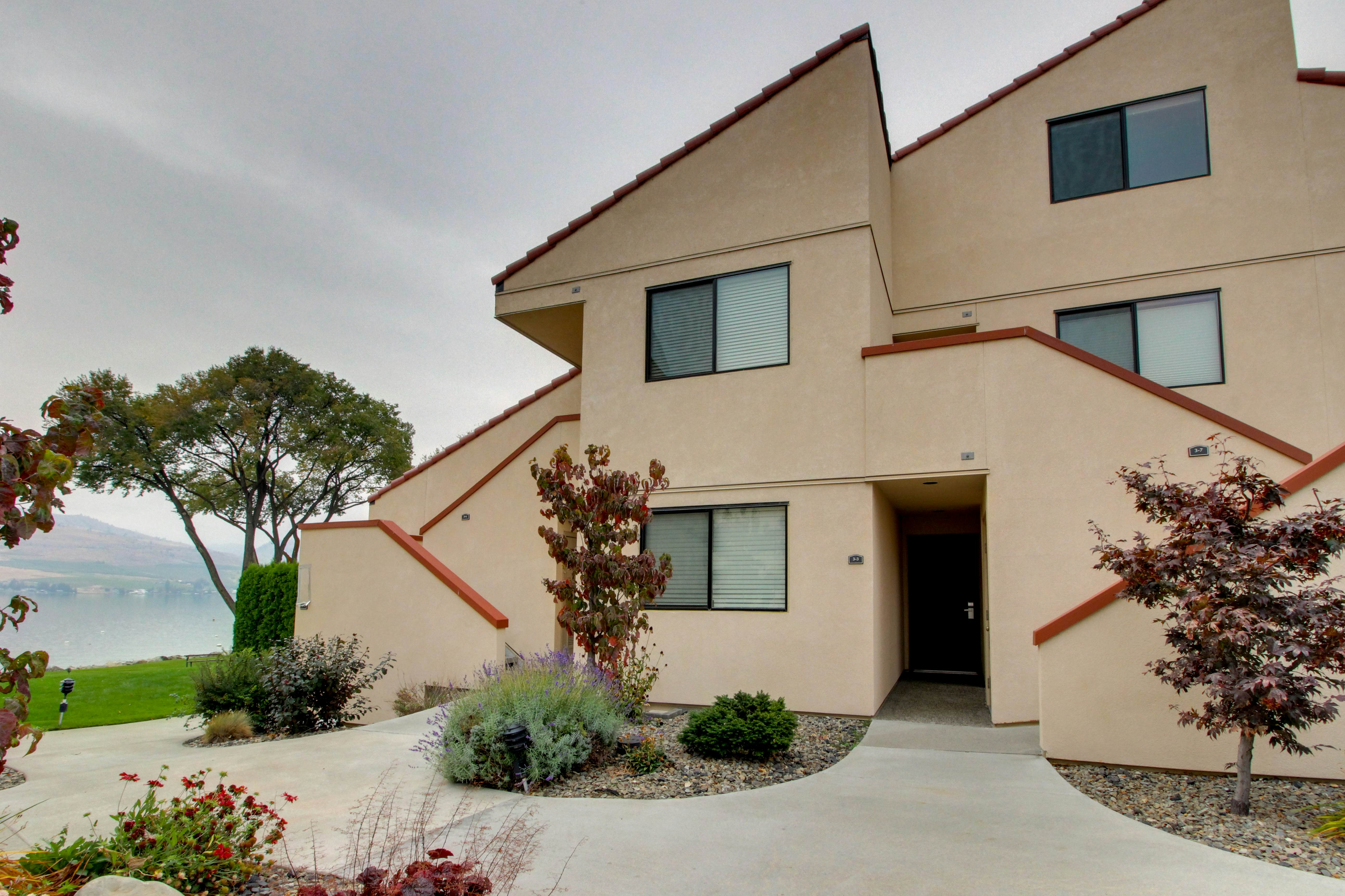 Lake Chelan Shores - Sweet Retreat  #3-3