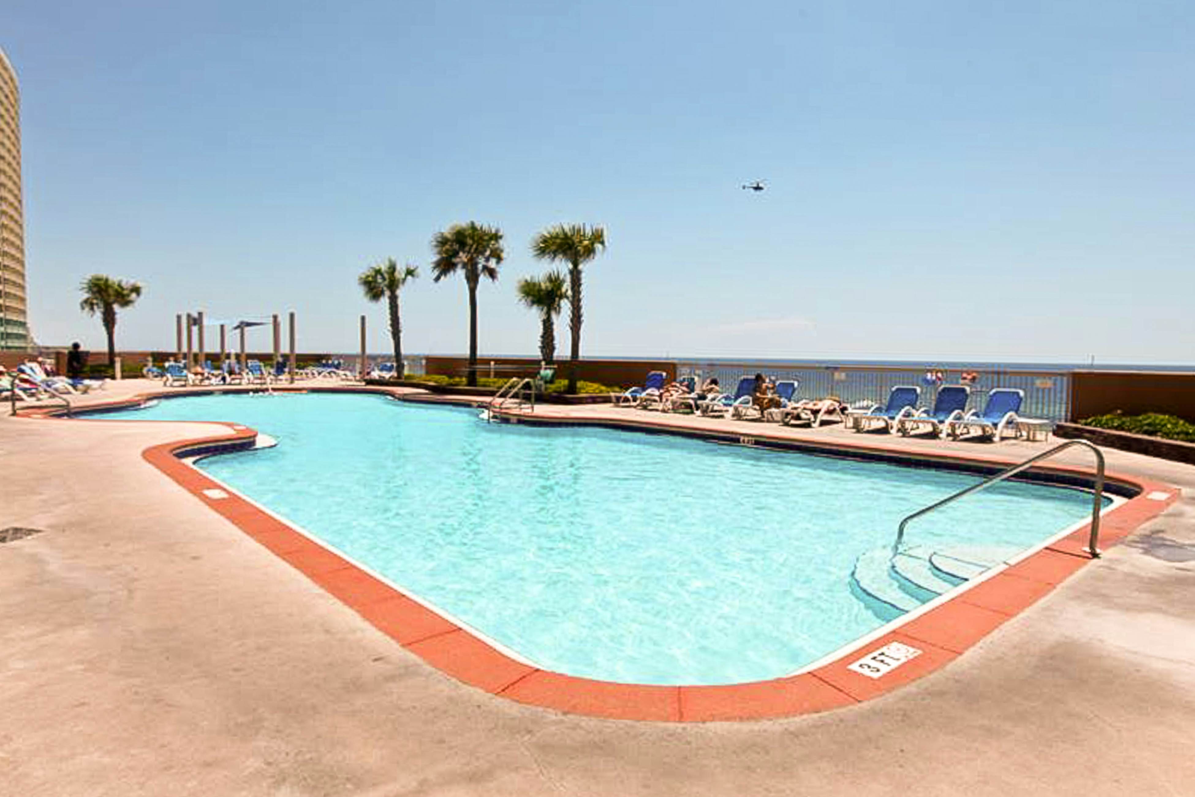 Sunrise Beach 1711 - Beachfront Condo