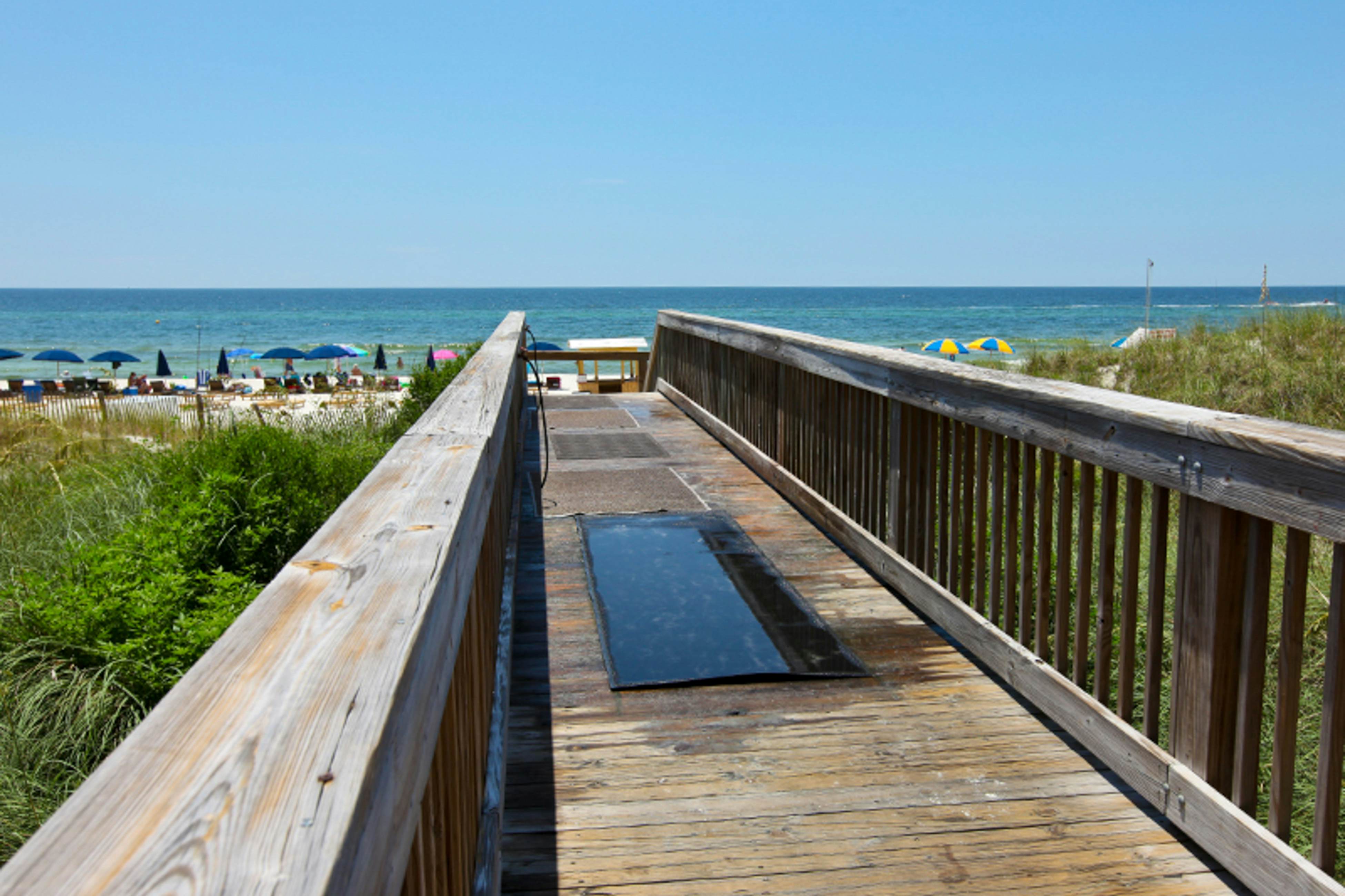 Sunrise Beach 905 - Beachfront Condo