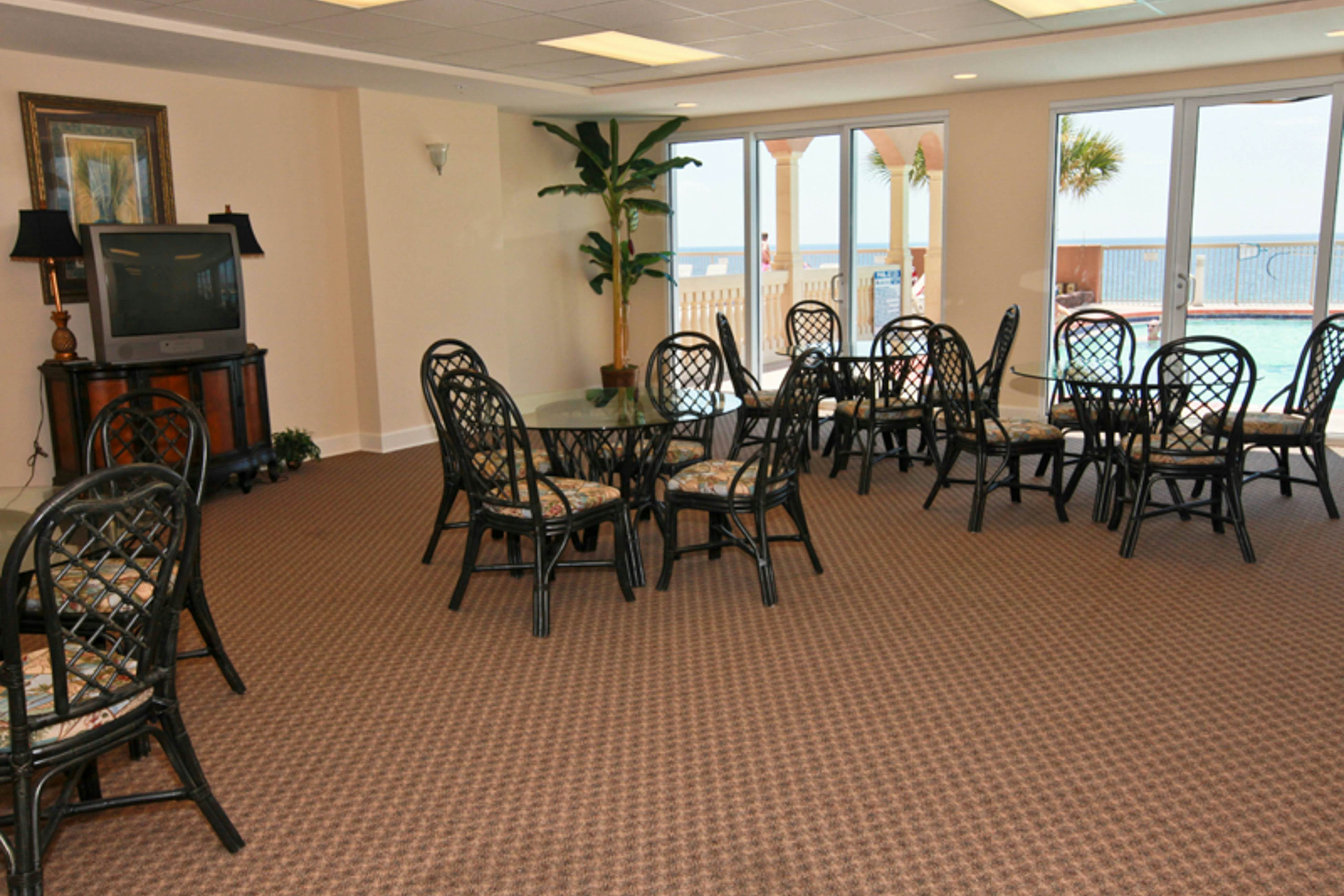 Sunrise Beach 905 - Beachfront Condo