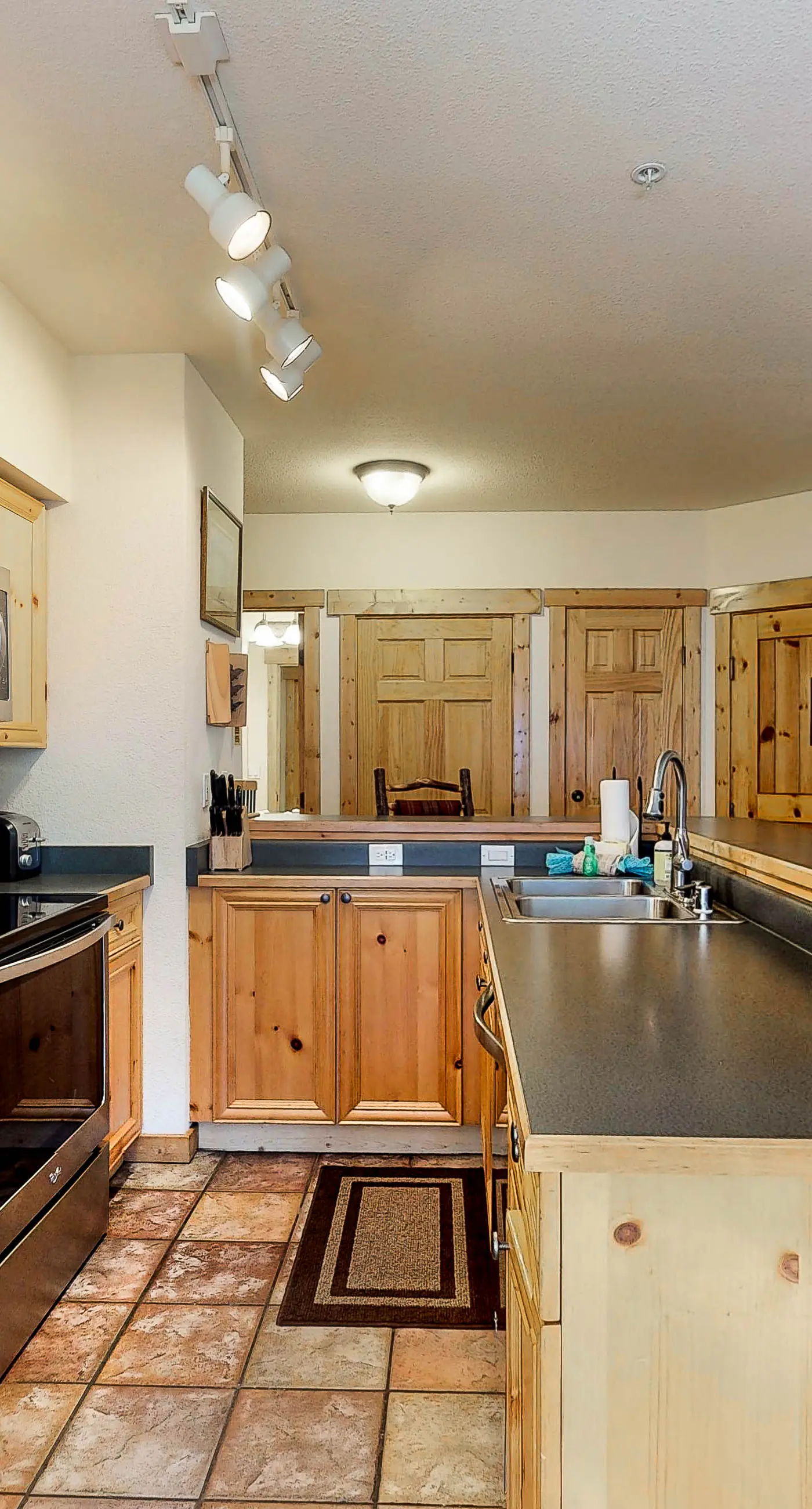 Tenderfoot Lodge 2621