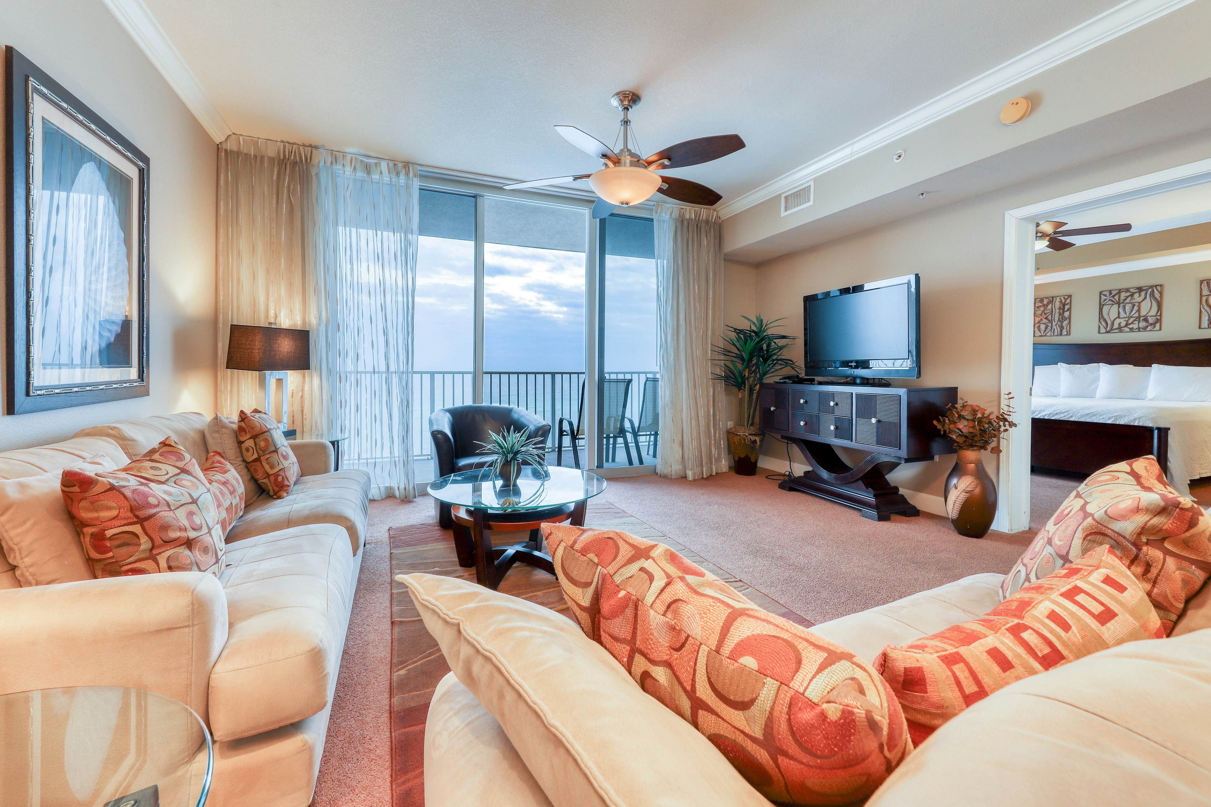 Tidewater Beach Resort | Panama City Beach Condos | Vacasa 