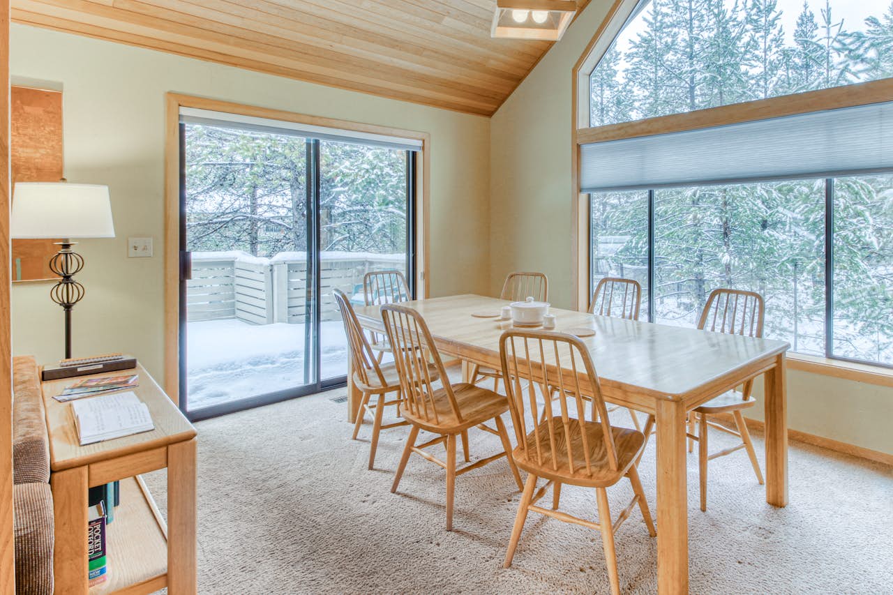 Cherrywood Lane 14 3 BD Vacation Rental in Sunriver, OR Vacasa