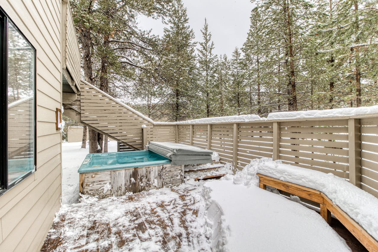 Cherrywood Lane 14 3 BD Vacation Rental in Sunriver, OR Vacasa