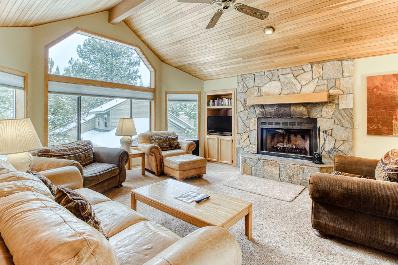 Cherrywood Lane 14 3 BD Vacation Rental in Sunriver, OR Vacasa