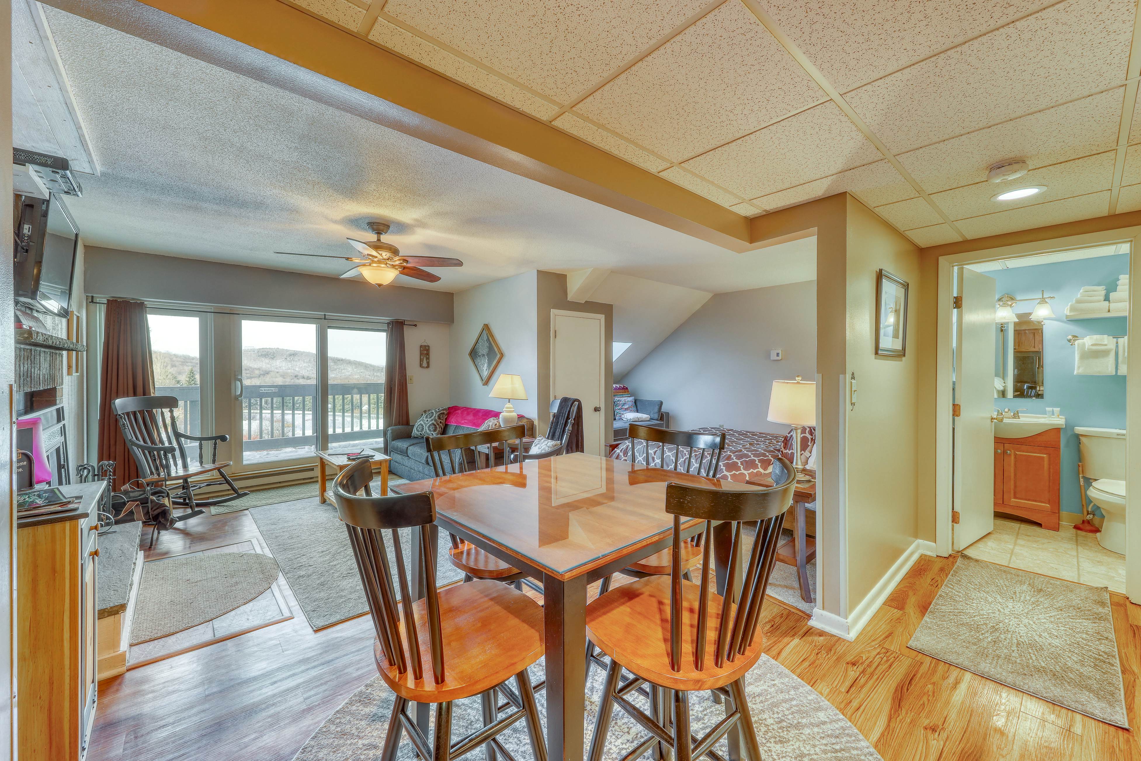 Mountain Green - 1F8