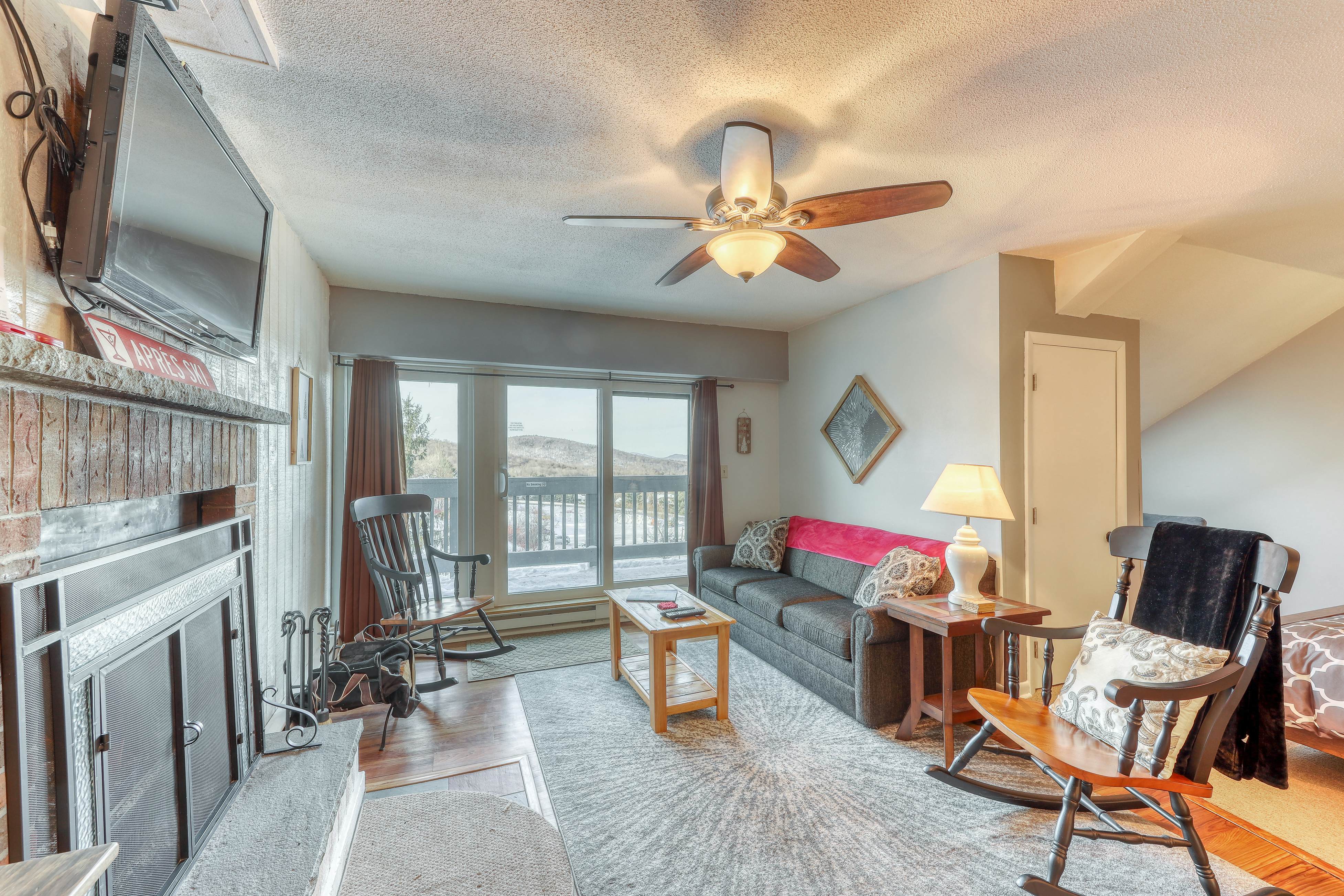 Mountain Green - 1F8