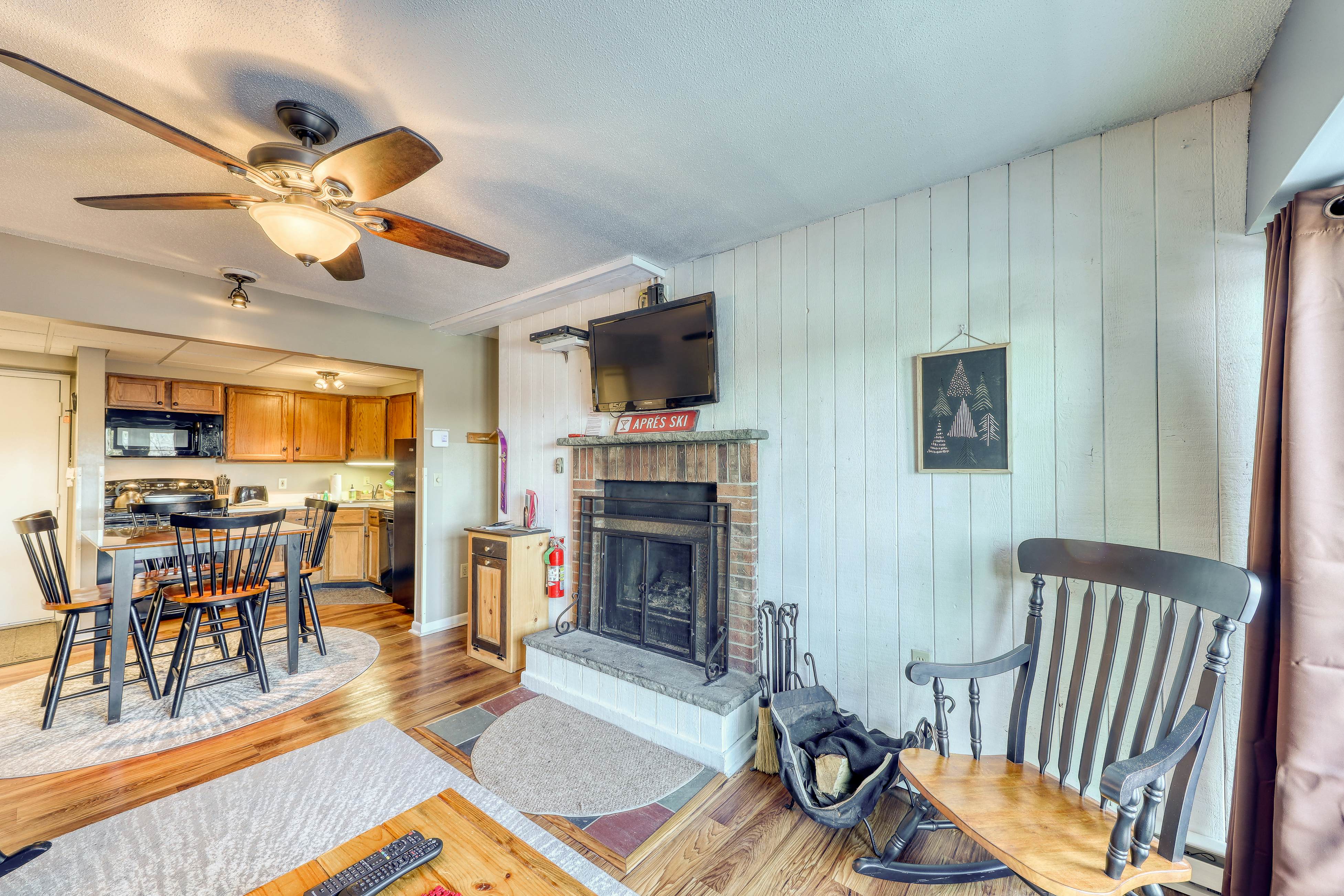 Mountain Green - 1F8