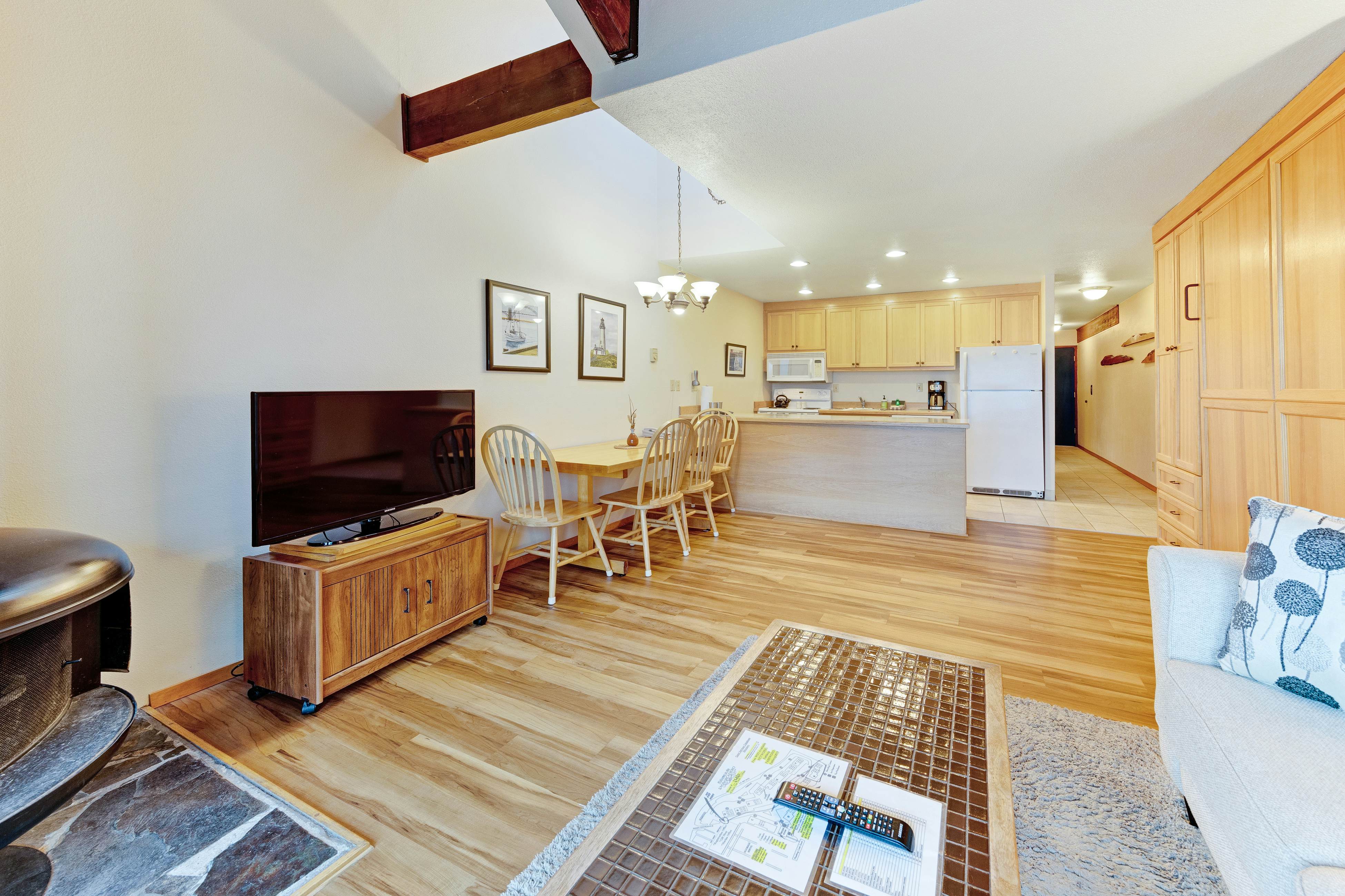 Embarcadero on the Water #G146