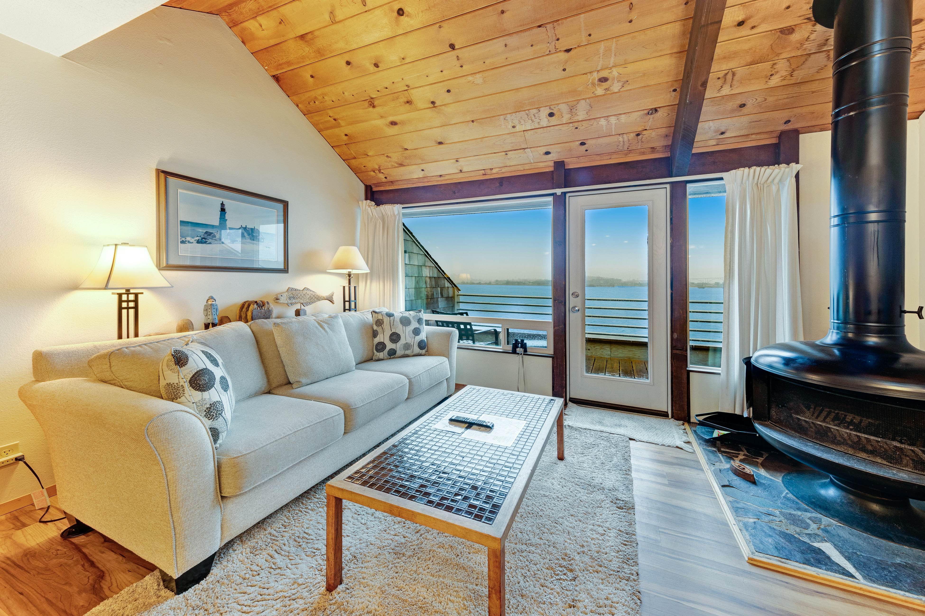 Embarcadero on the Water #G146