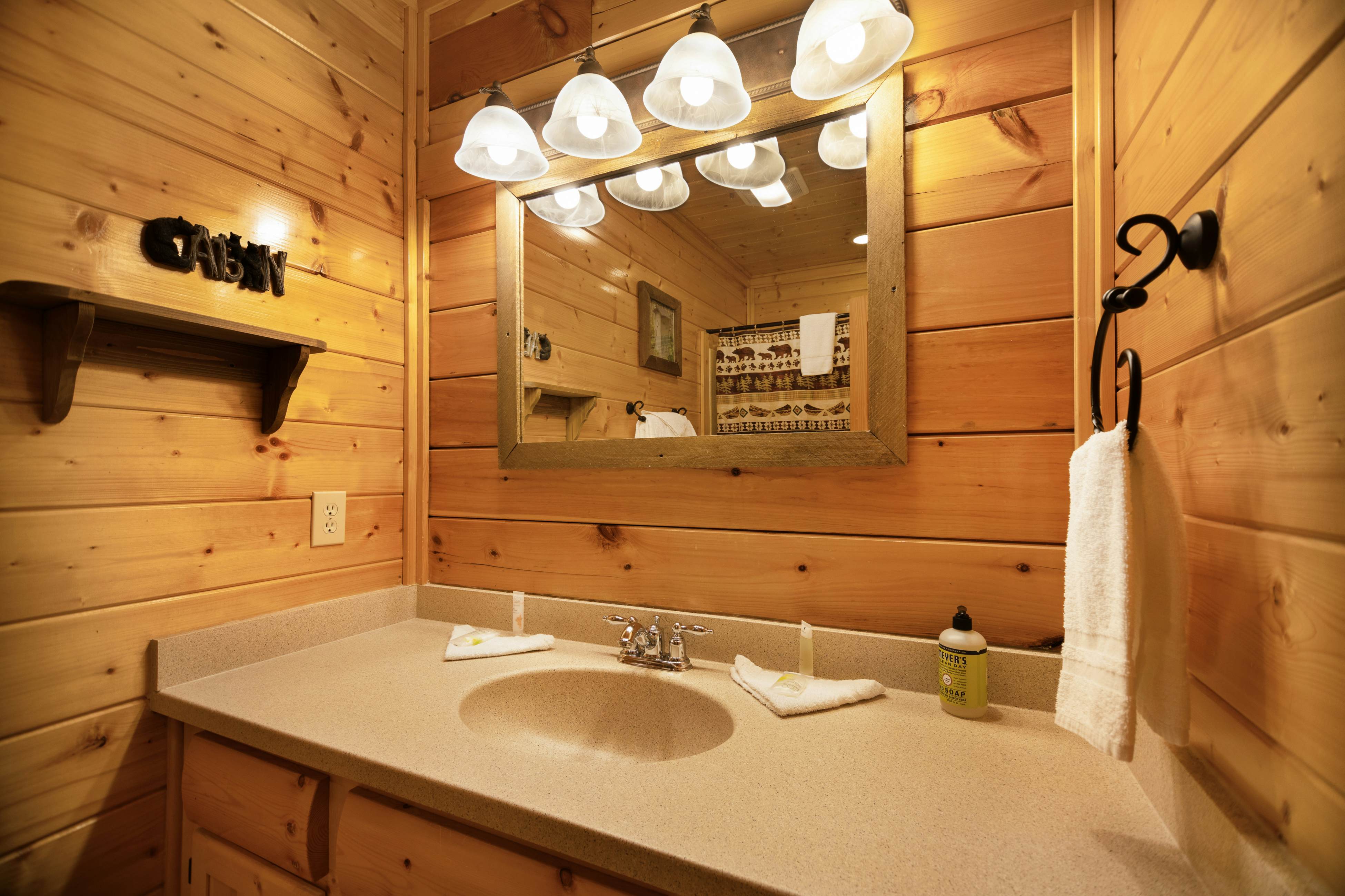 Legacy Mountain Resort - Livin High