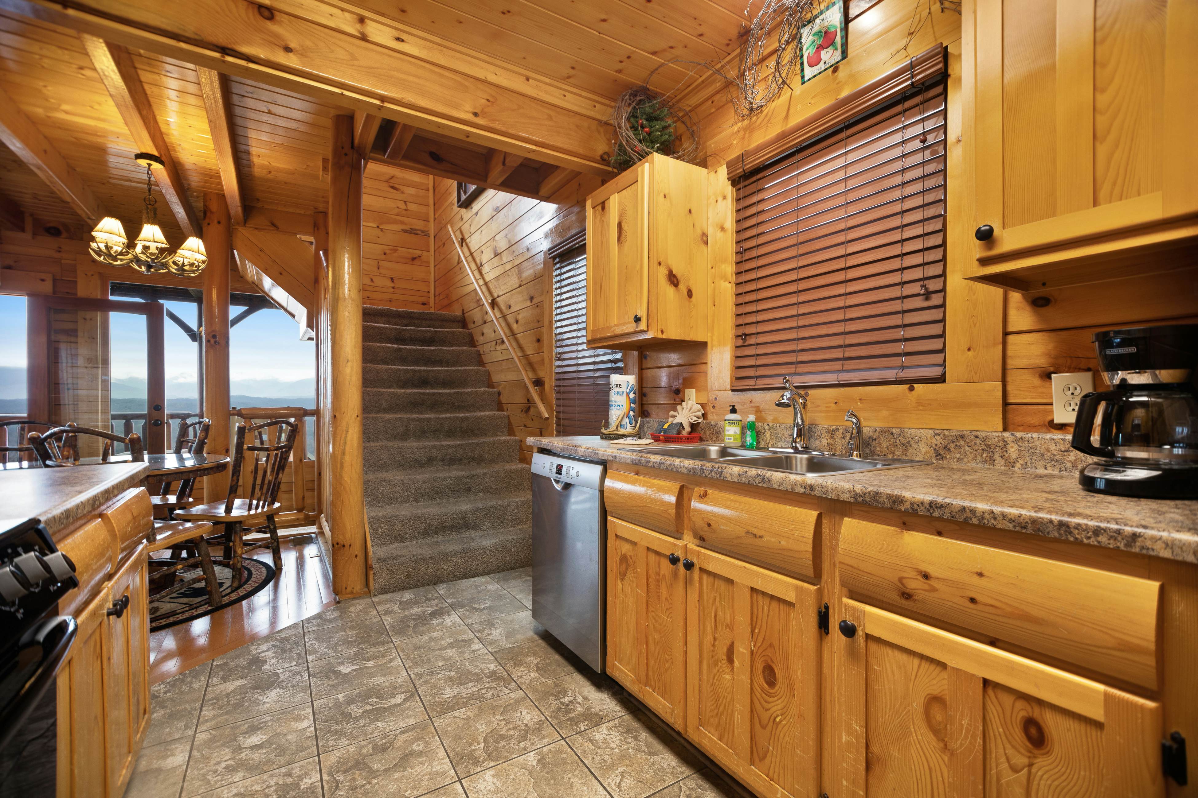 Legacy Mountain Resort - Livin High