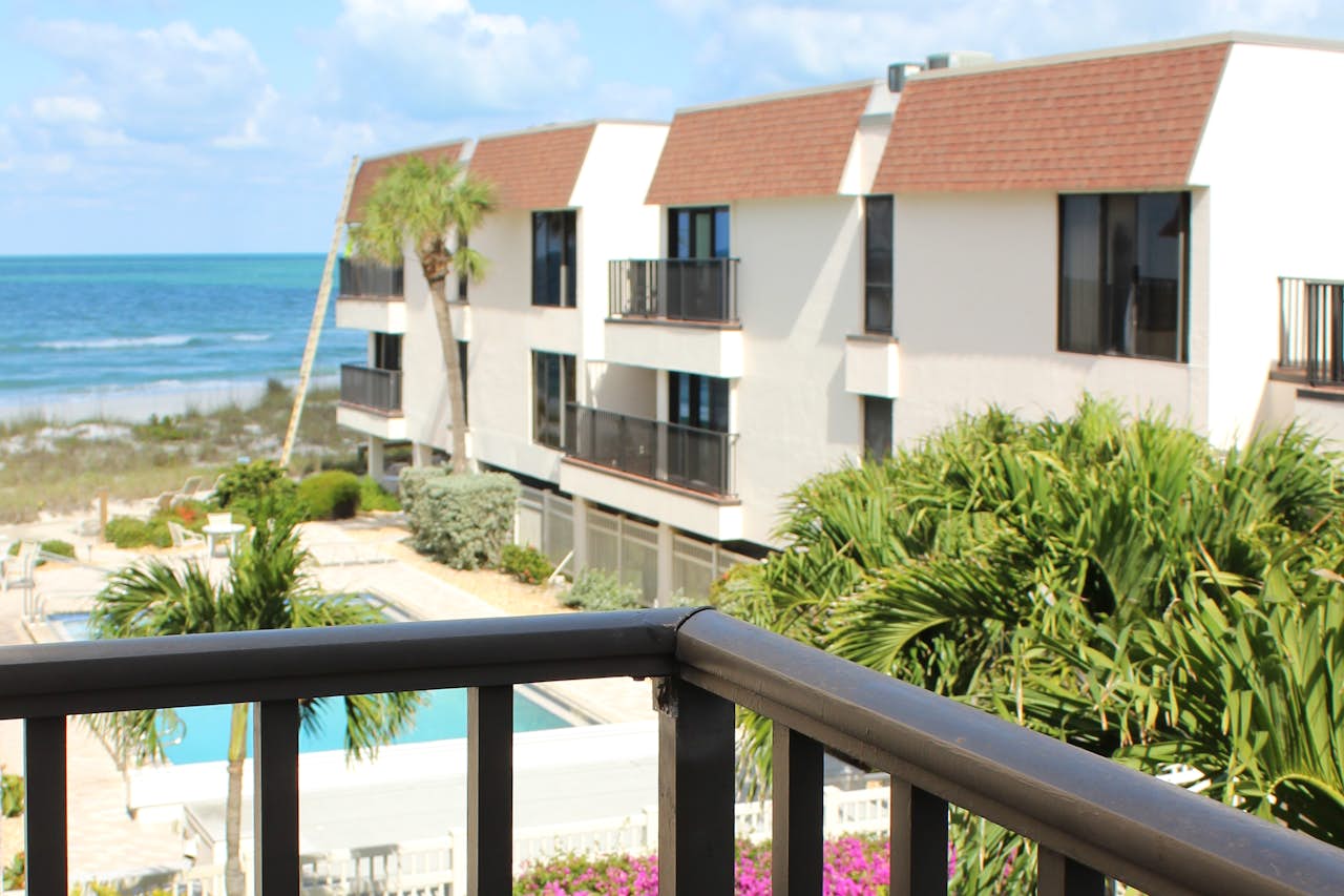 A Gulf Front Getaway 1 BD Vacation Rental in Holmes Beach, FL Vacasa