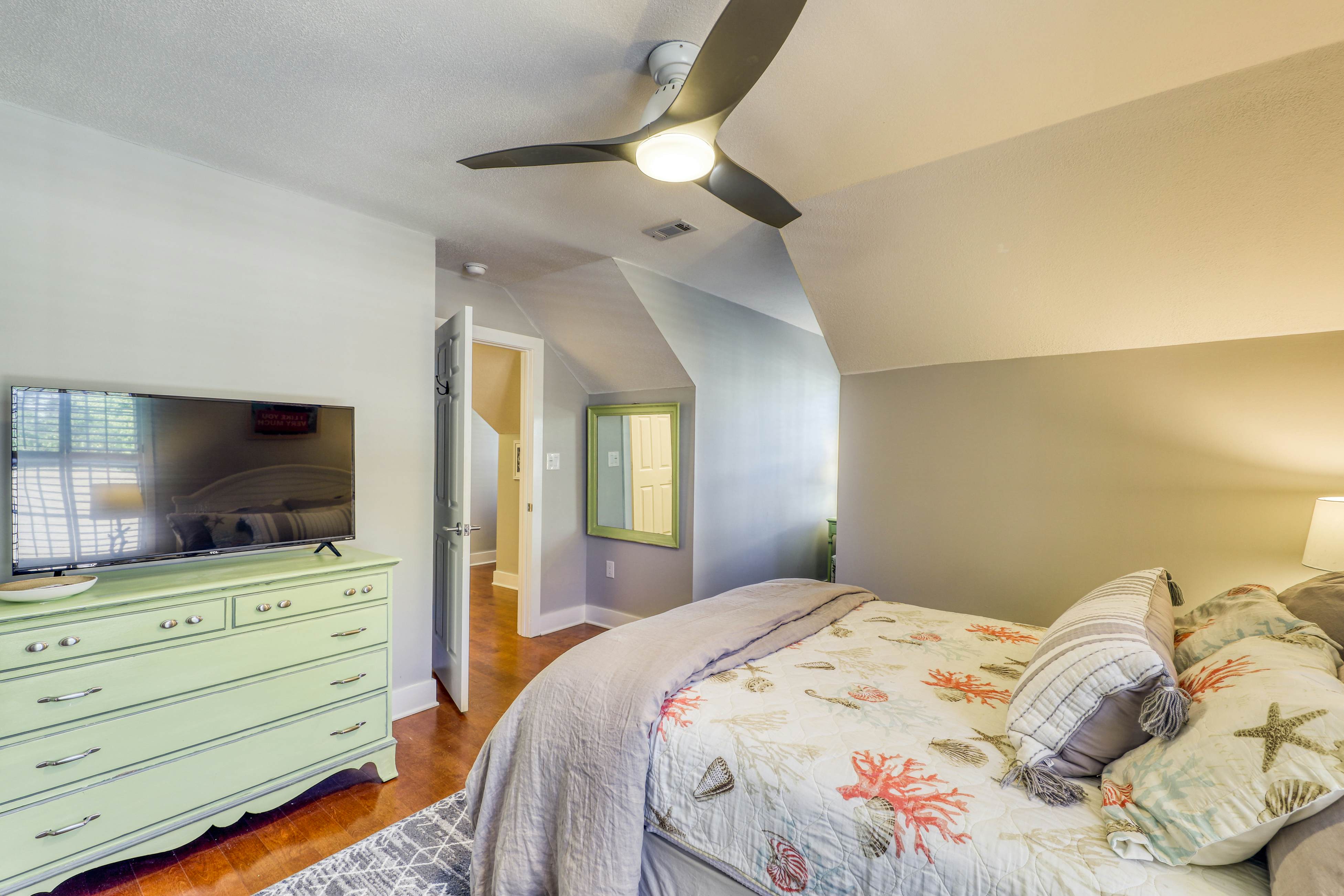 Seagrove Beach Barefoot Bliss 5 BD Santa Rosa Beach, FL Vacation