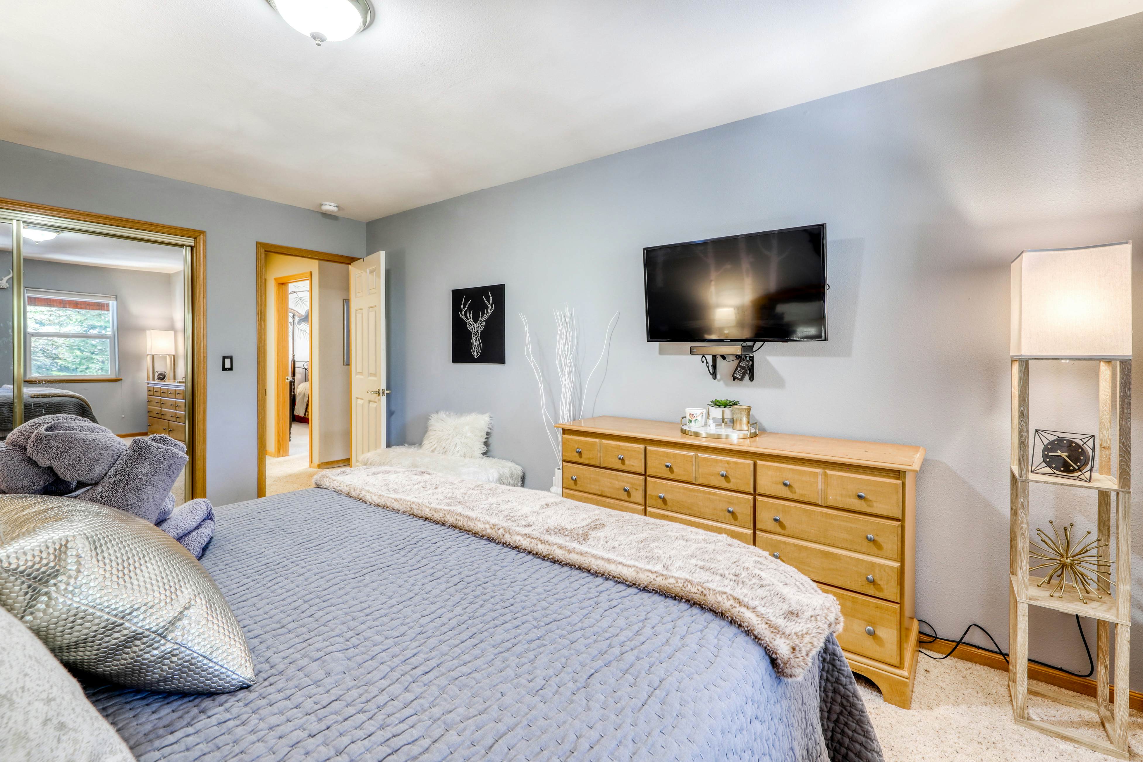 Kings Beach Family Getaway in the Trees 4 BD Kings Beach, CA Vacation