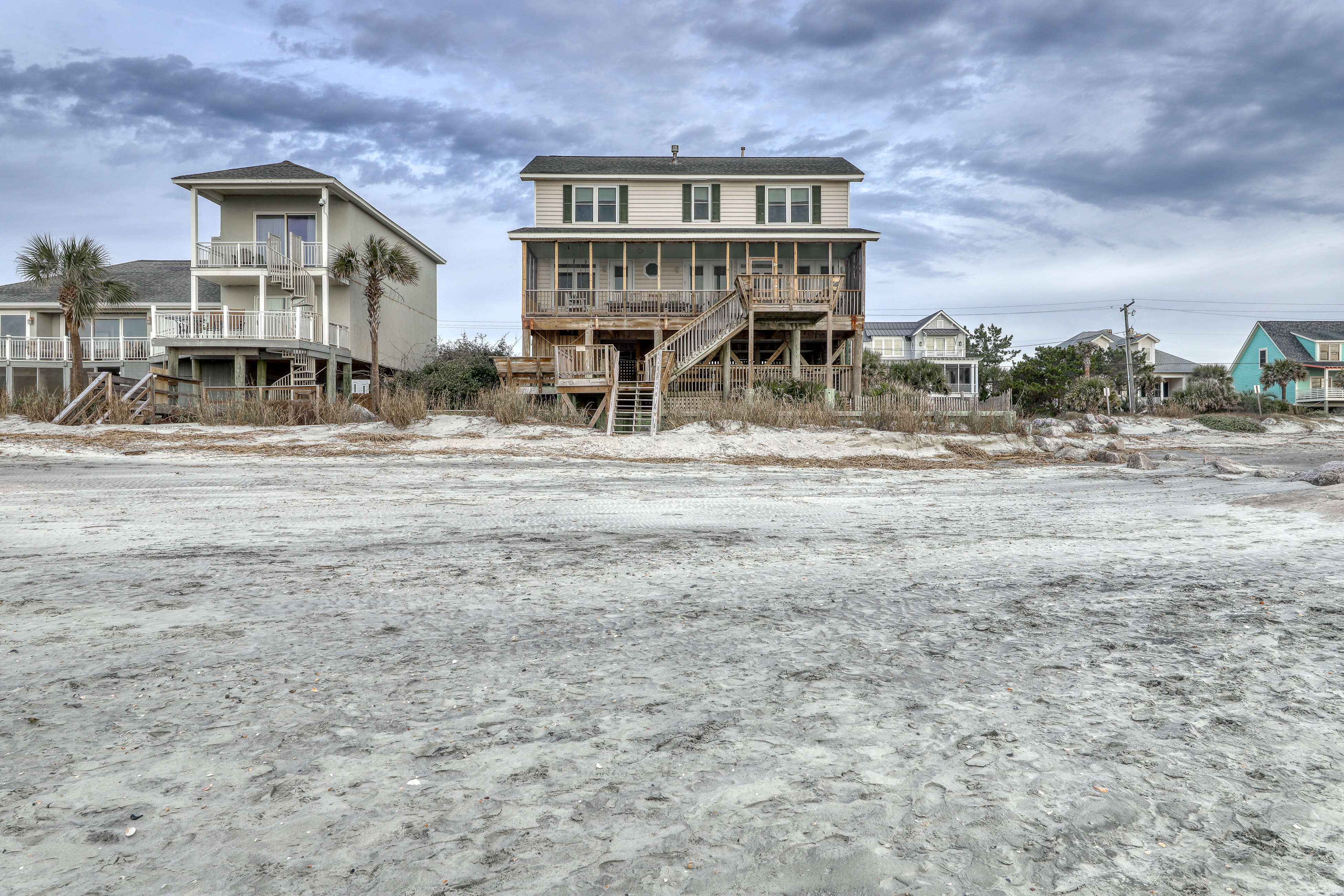 Folly 'B' Golly | 5 BD Vacation Rental In Folly Beach, SC | Vacasa