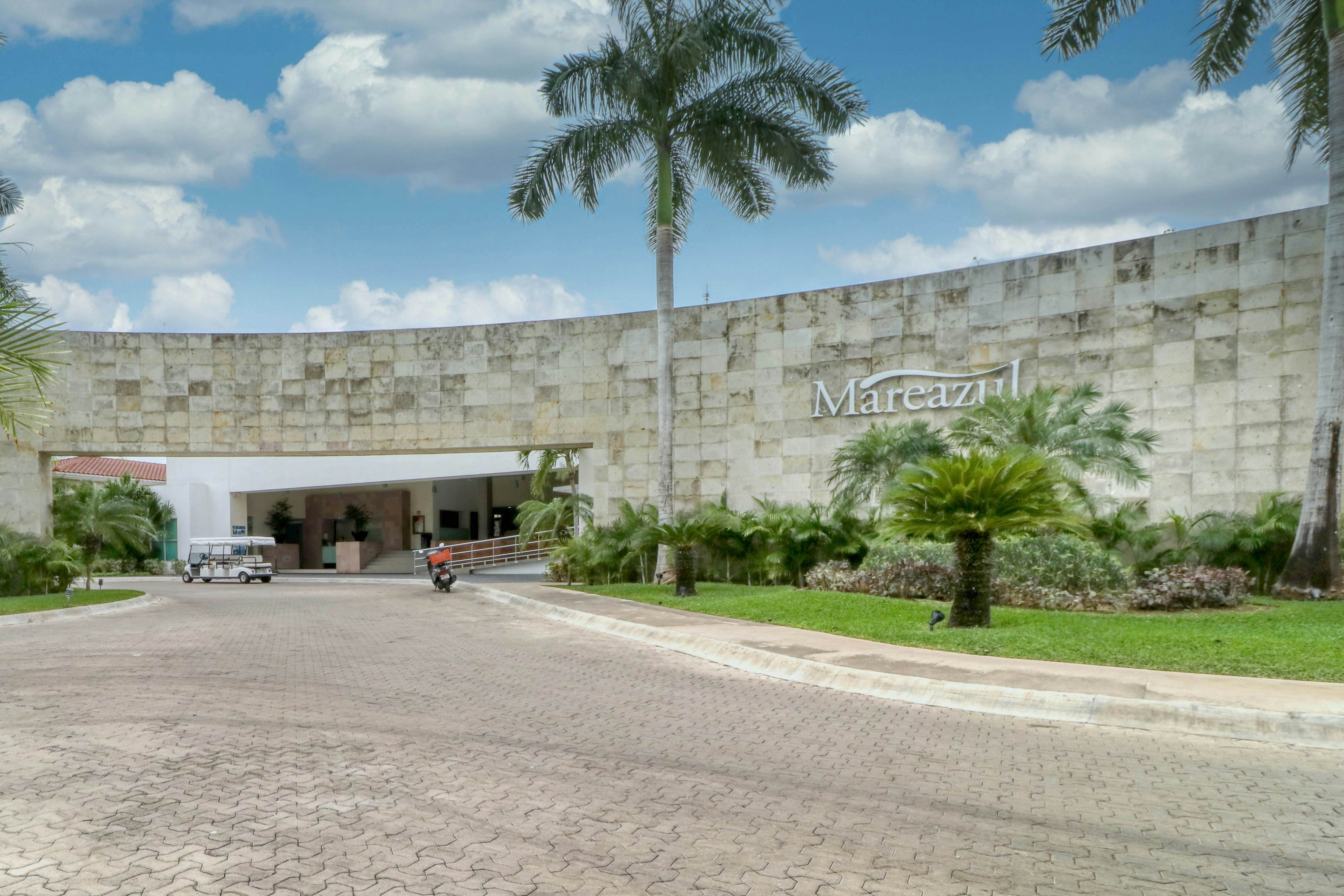 Casa Altamar Penthouse Oceanfront 123 Norte at Mareazul Beachfront