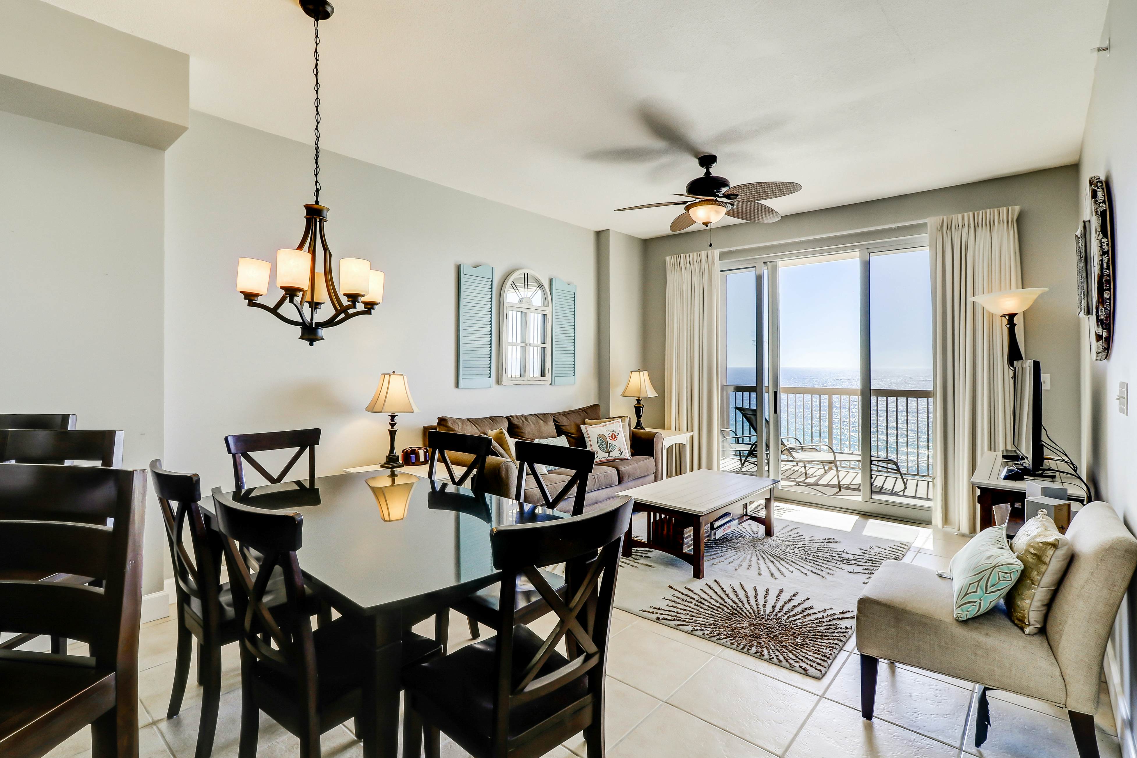 Sunrise Beach 1207 - Beachfront Condo