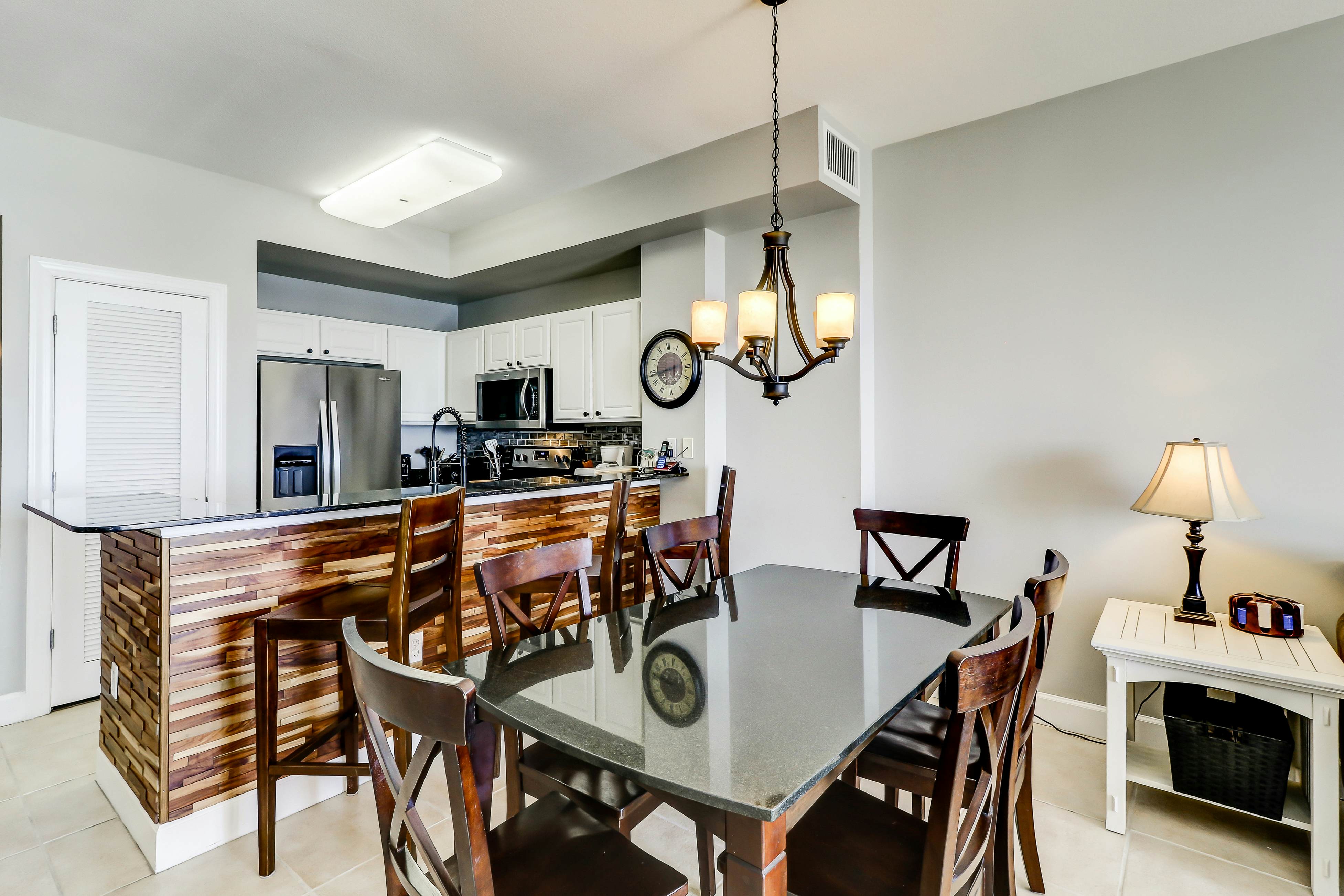 Sunrise Beach 1207 - Beachfront Condo