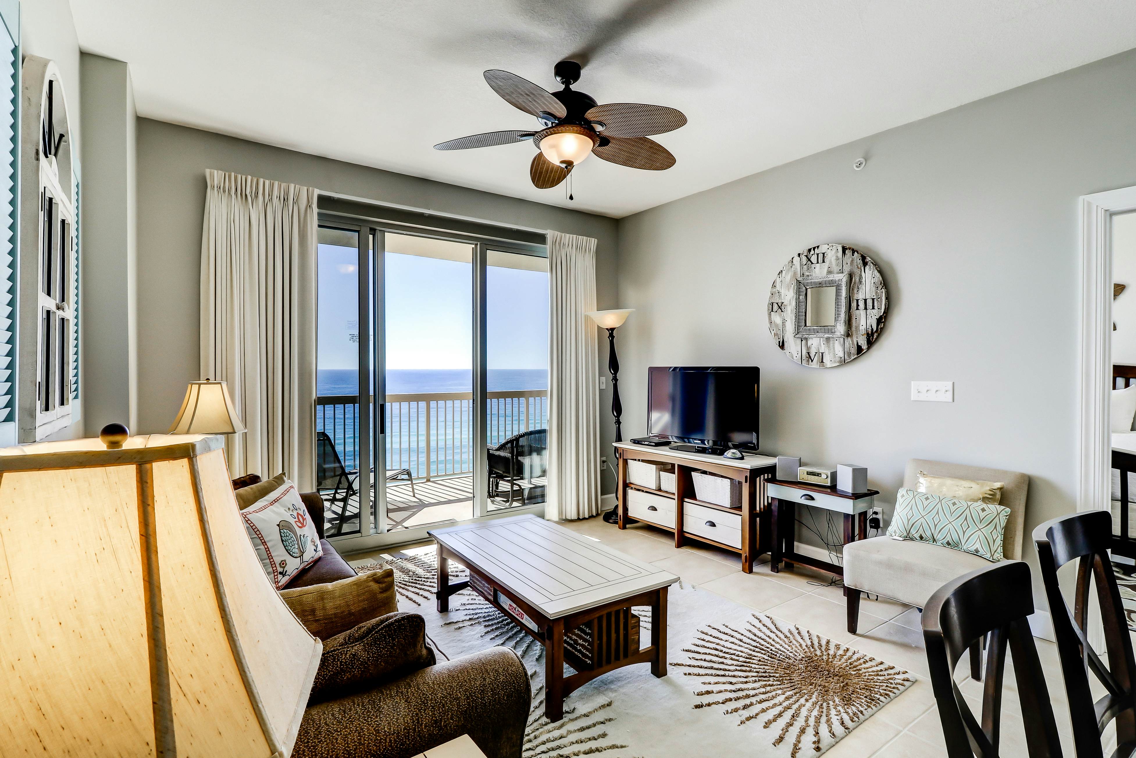 Sunrise Beach 1207 - Beachfront Condo