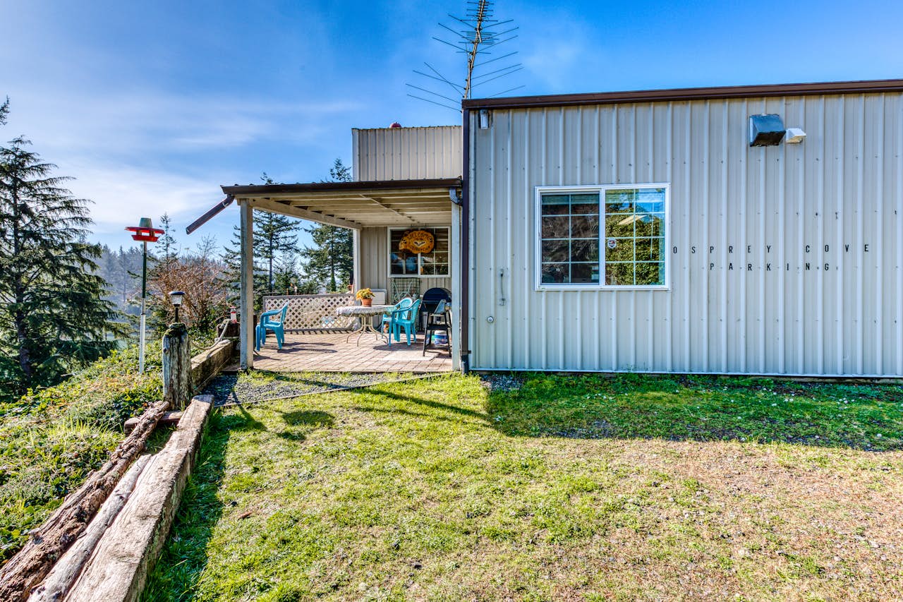 Osprey Cove 1 BD Vacation Rental in Charleston, OR Vacasa