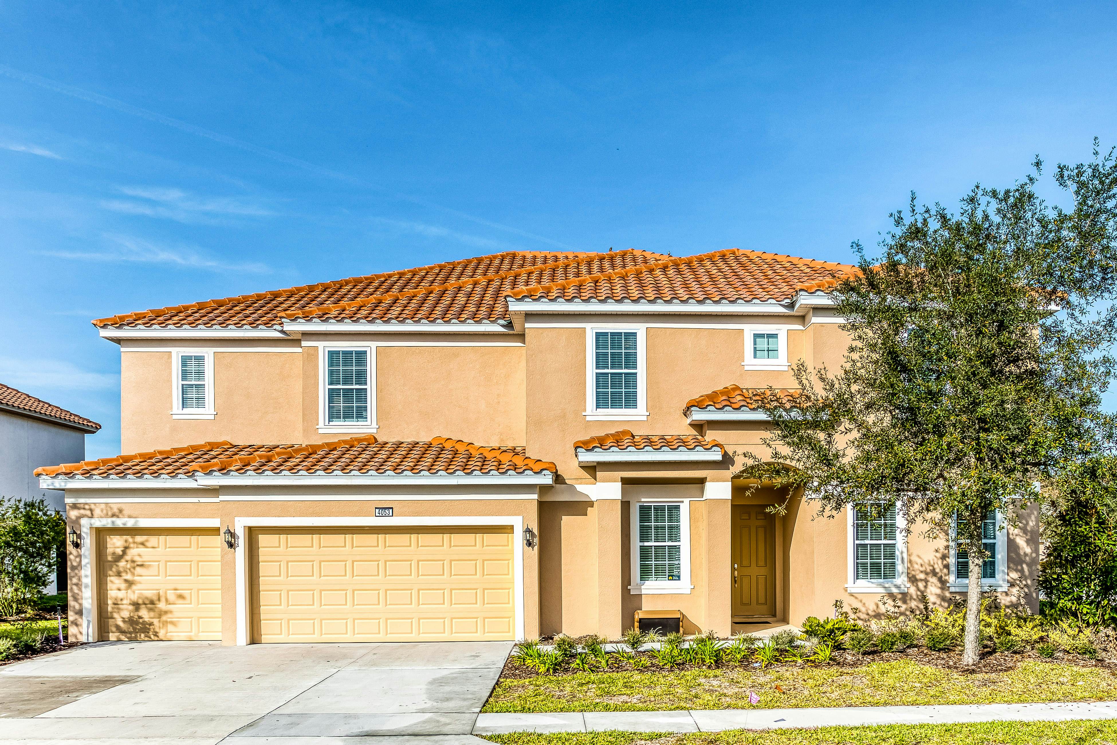 Coastal Breeze Mansion - Solterra