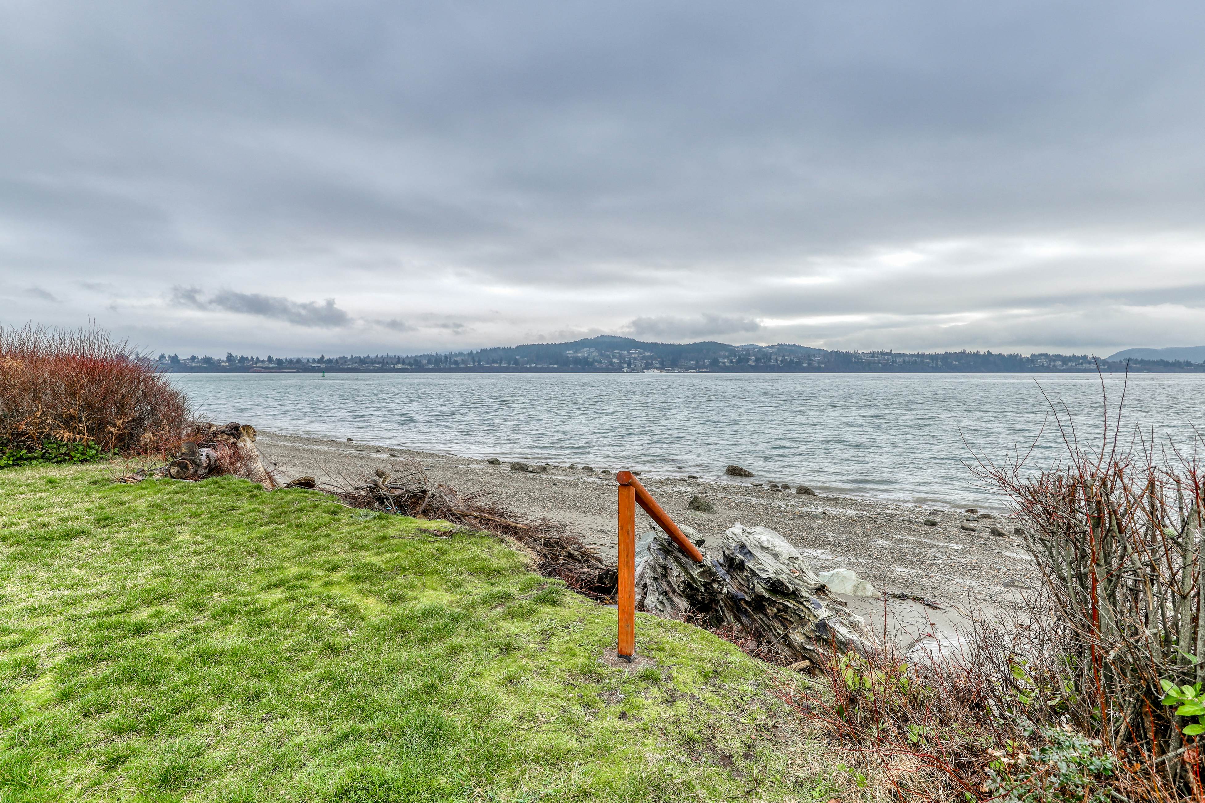 Rustic Guemes Beach Cabin