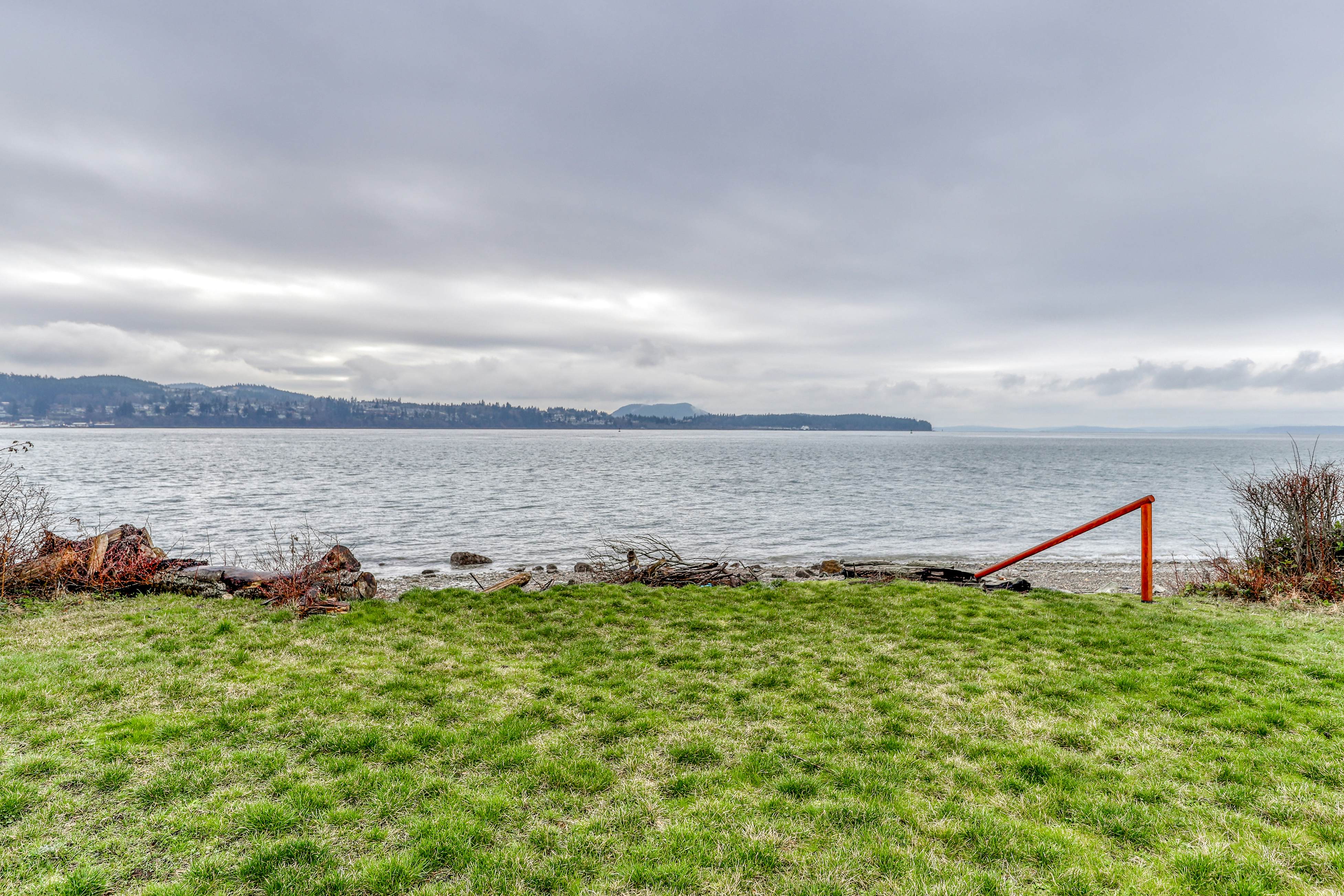 Rustic Guemes Beach Cabin