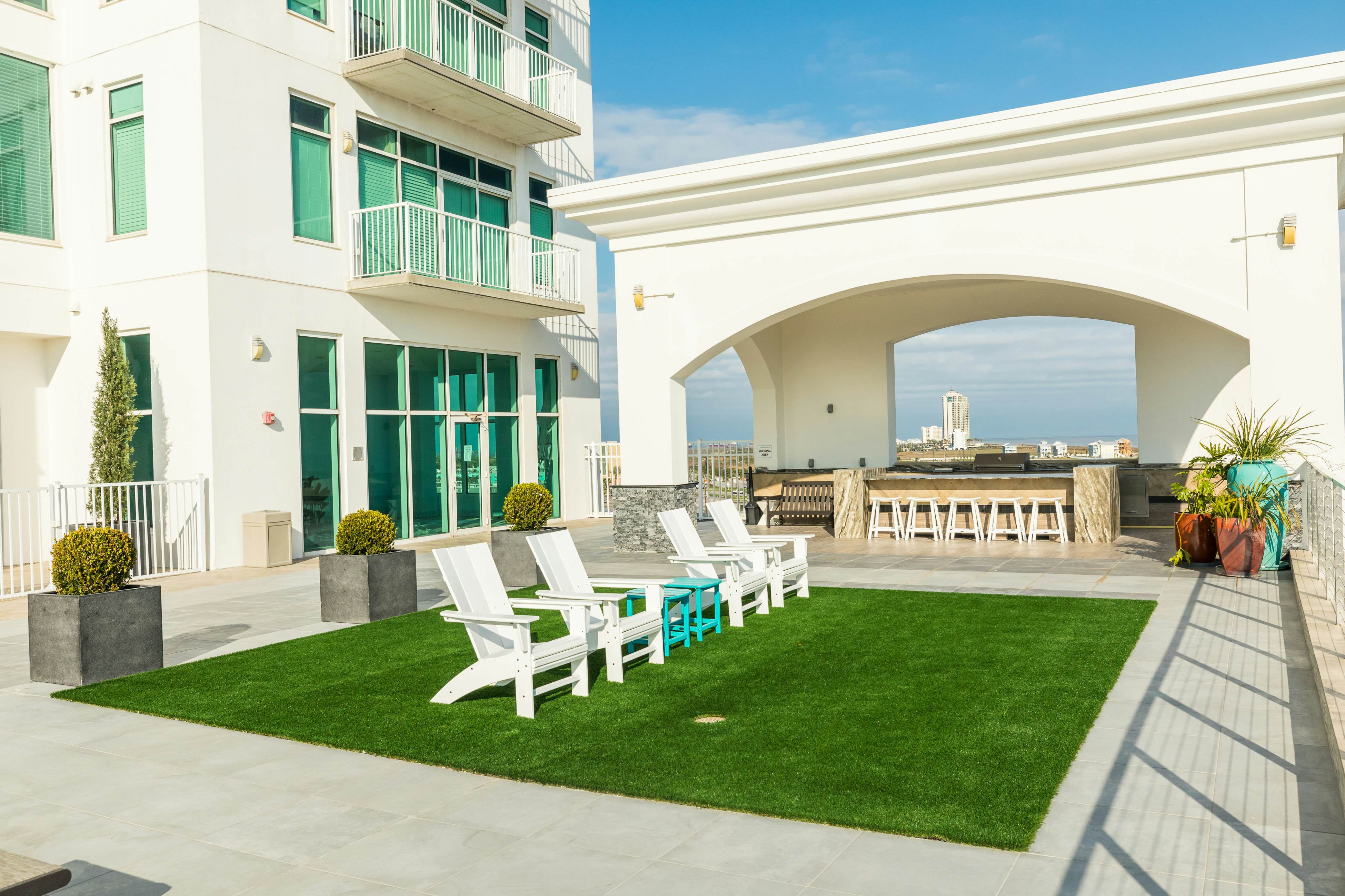 Emerald by the Sea #806