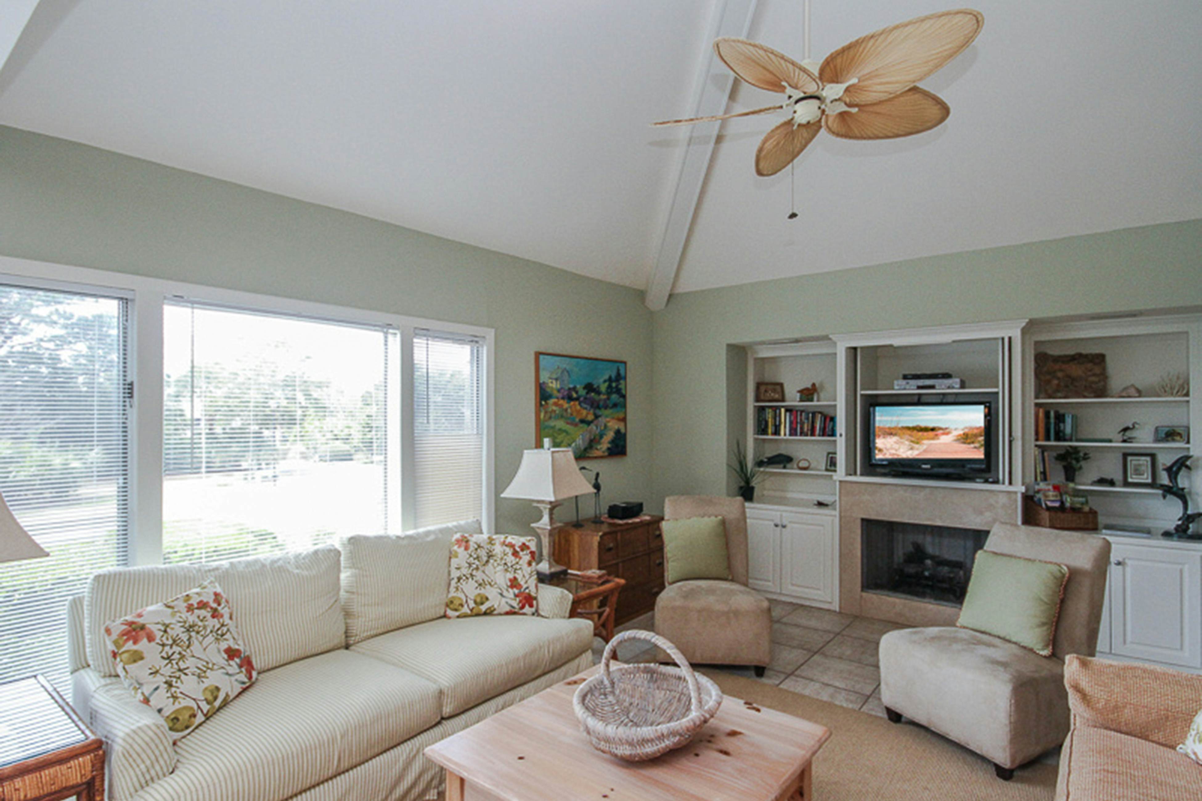 Spinnaker 716 2 BD Seabrook Island, SC Vacation Rental Vacasa