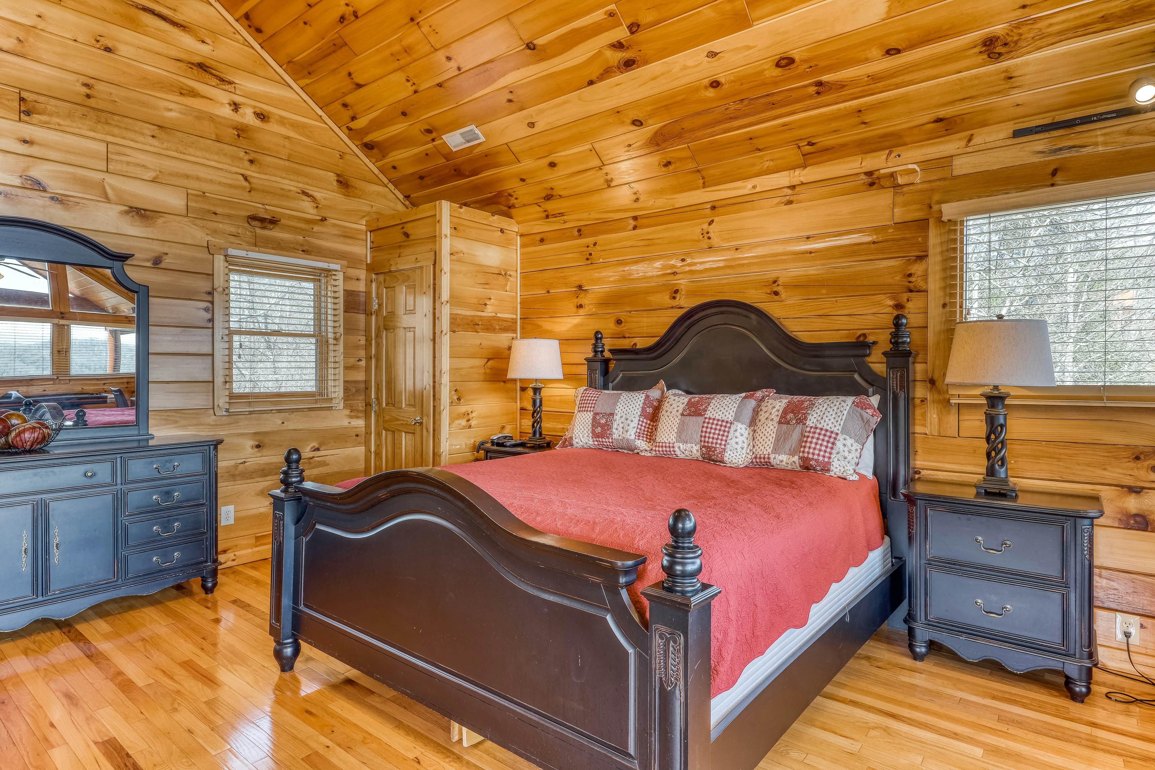 Starr Crest Resort - Always and Forever