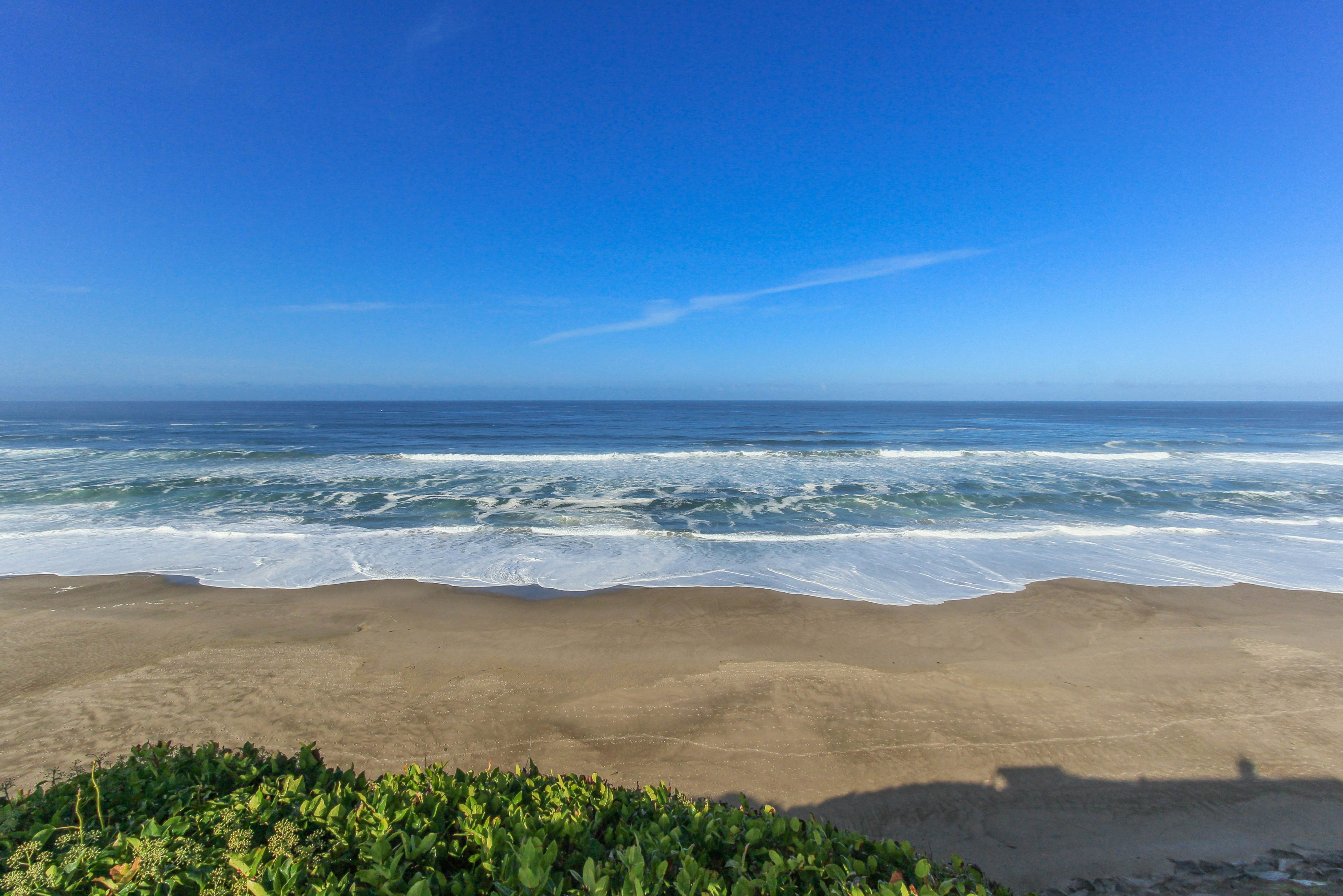 Gleneden BeachFront Getaway 2 BD Gleneden Beach, OR Vacation Rental