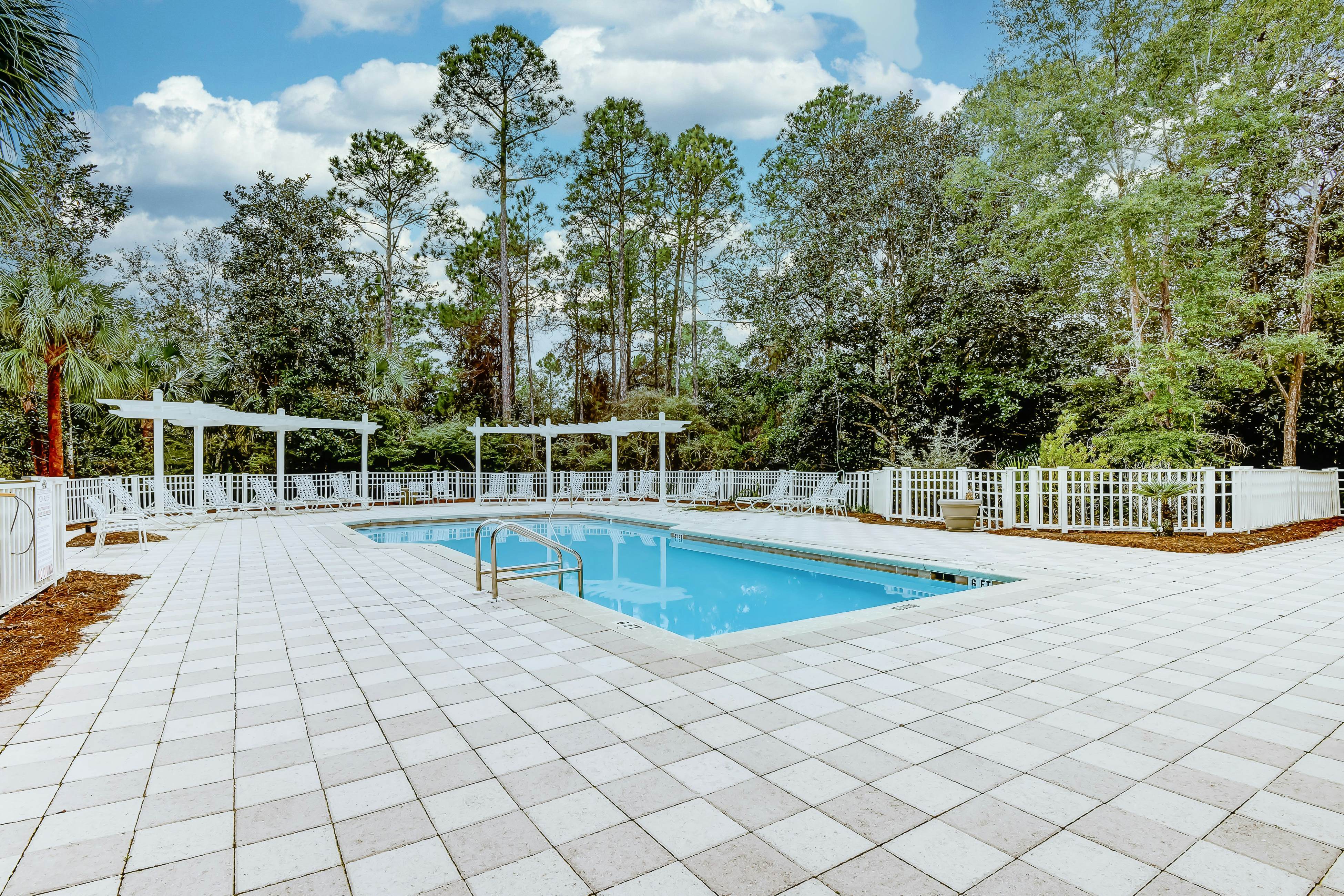 Grove By The Sea - Passin' Thru