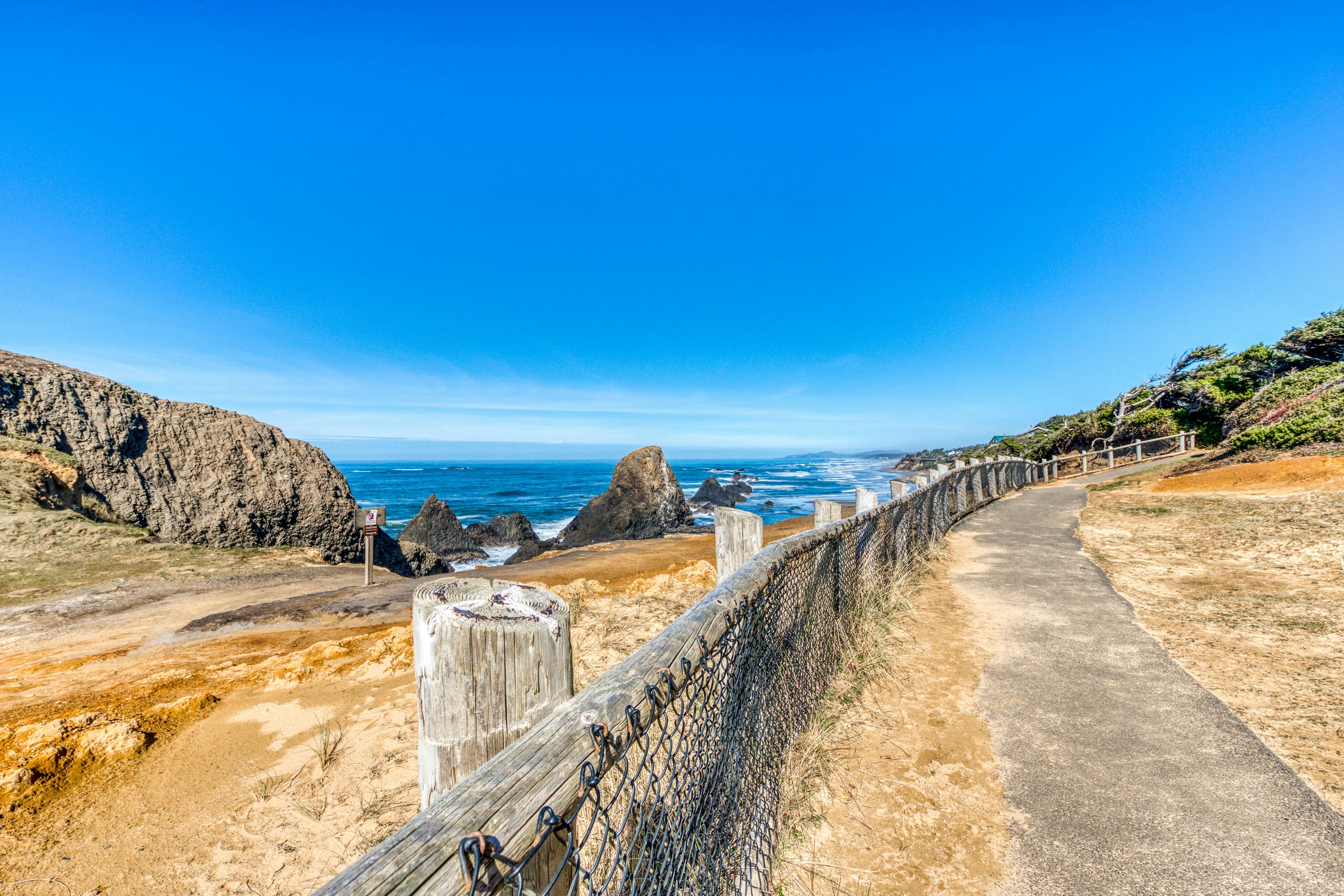 Woodland Cottage by the Sea