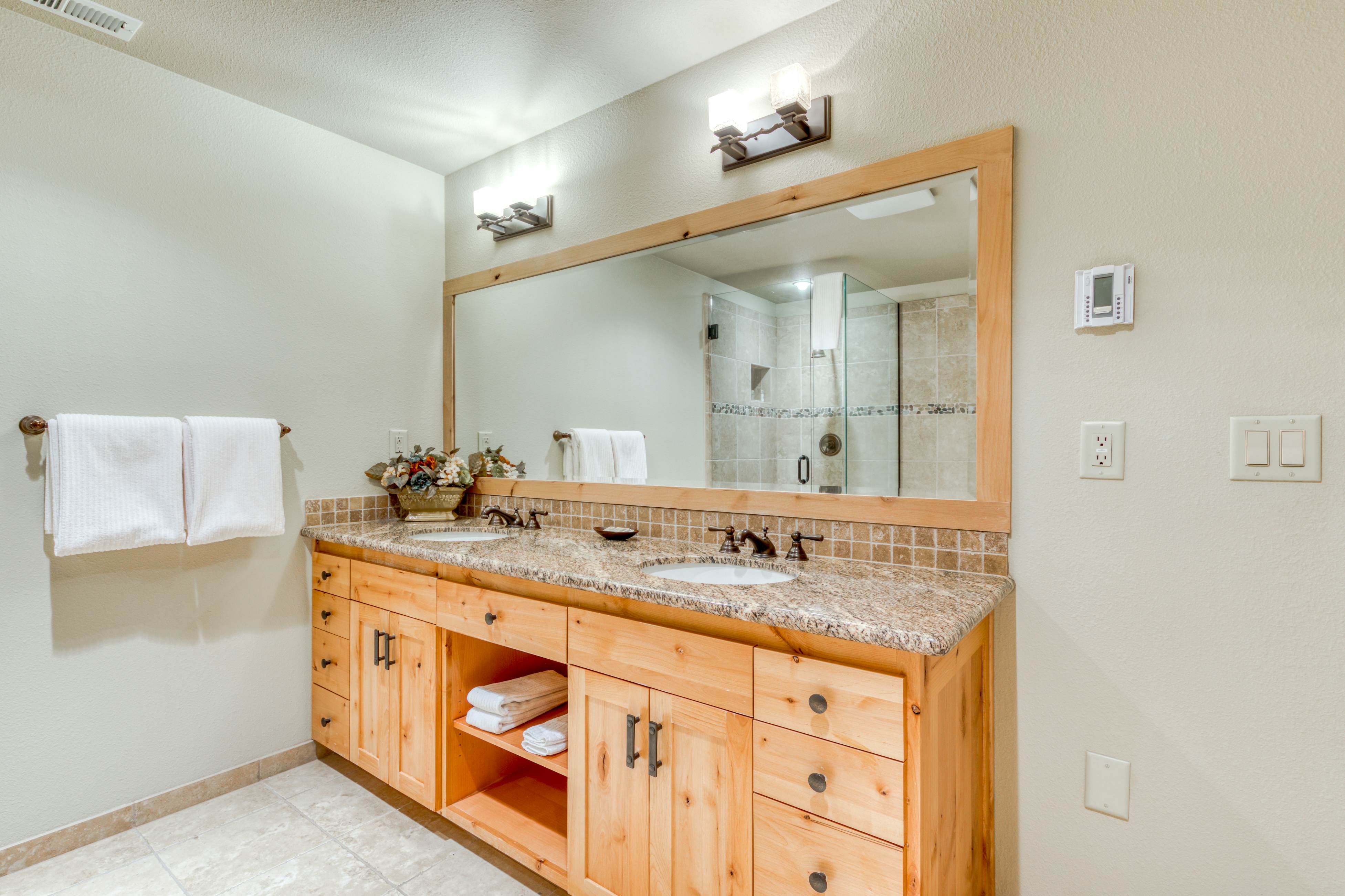 #402 Grand Lodge South Penthouse