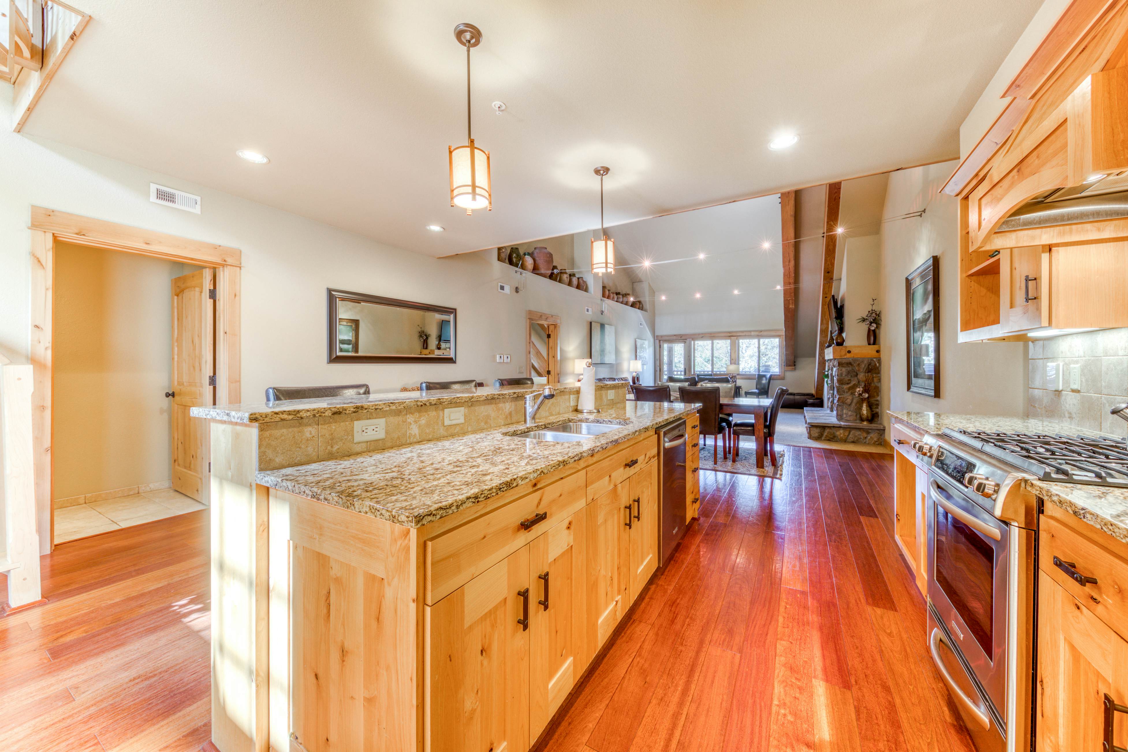 #403 Grand Lodge South Penthouse