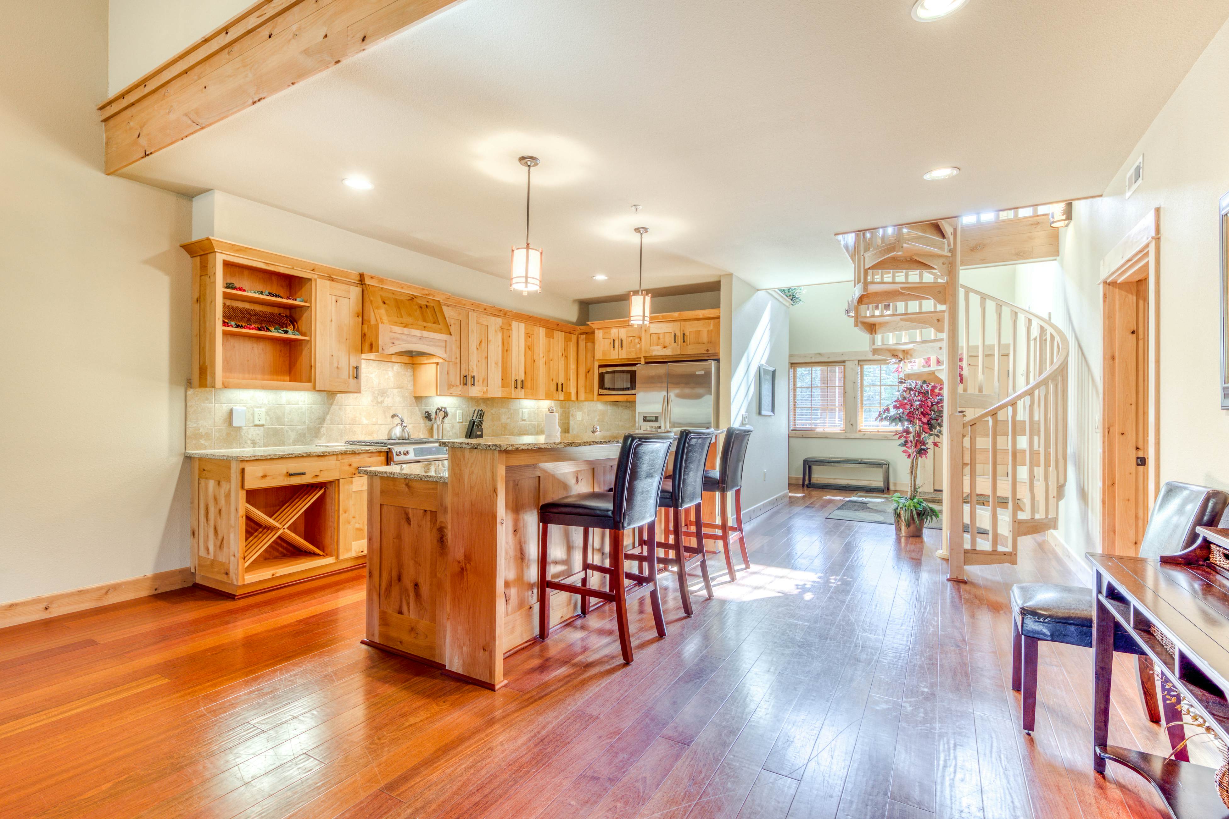 #403 Grand Lodge South Penthouse