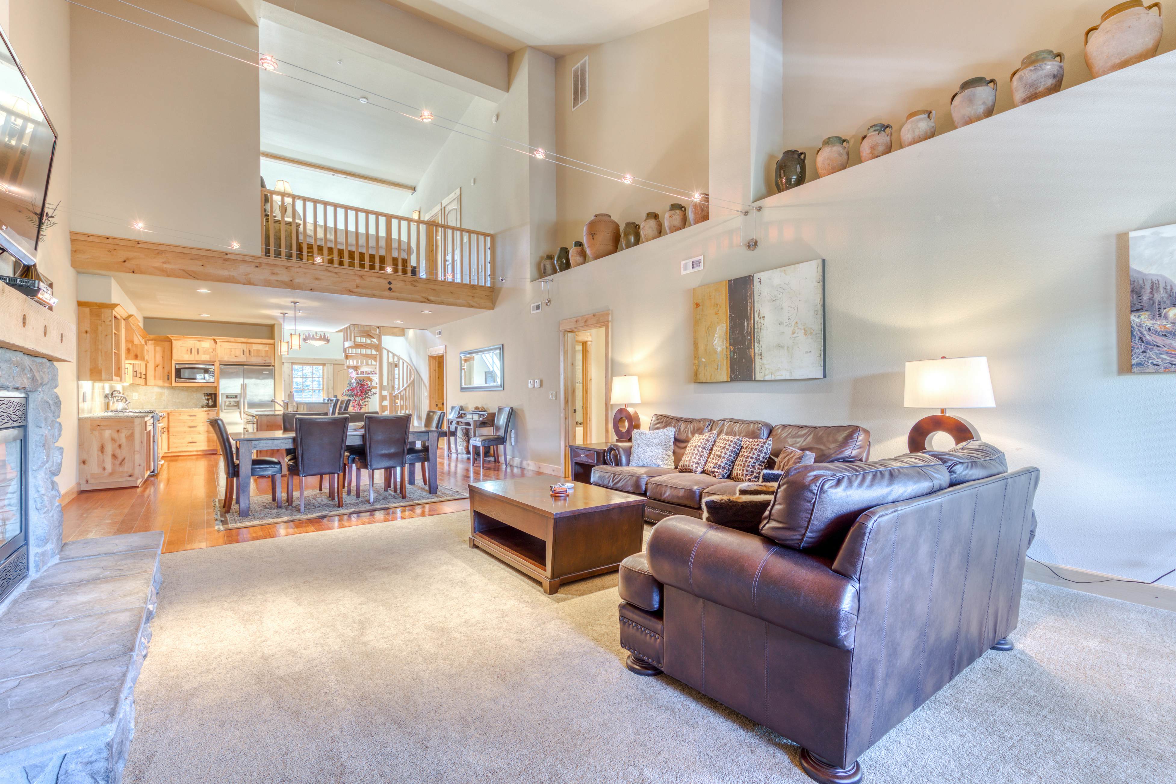 #403 Grand Lodge South Penthouse