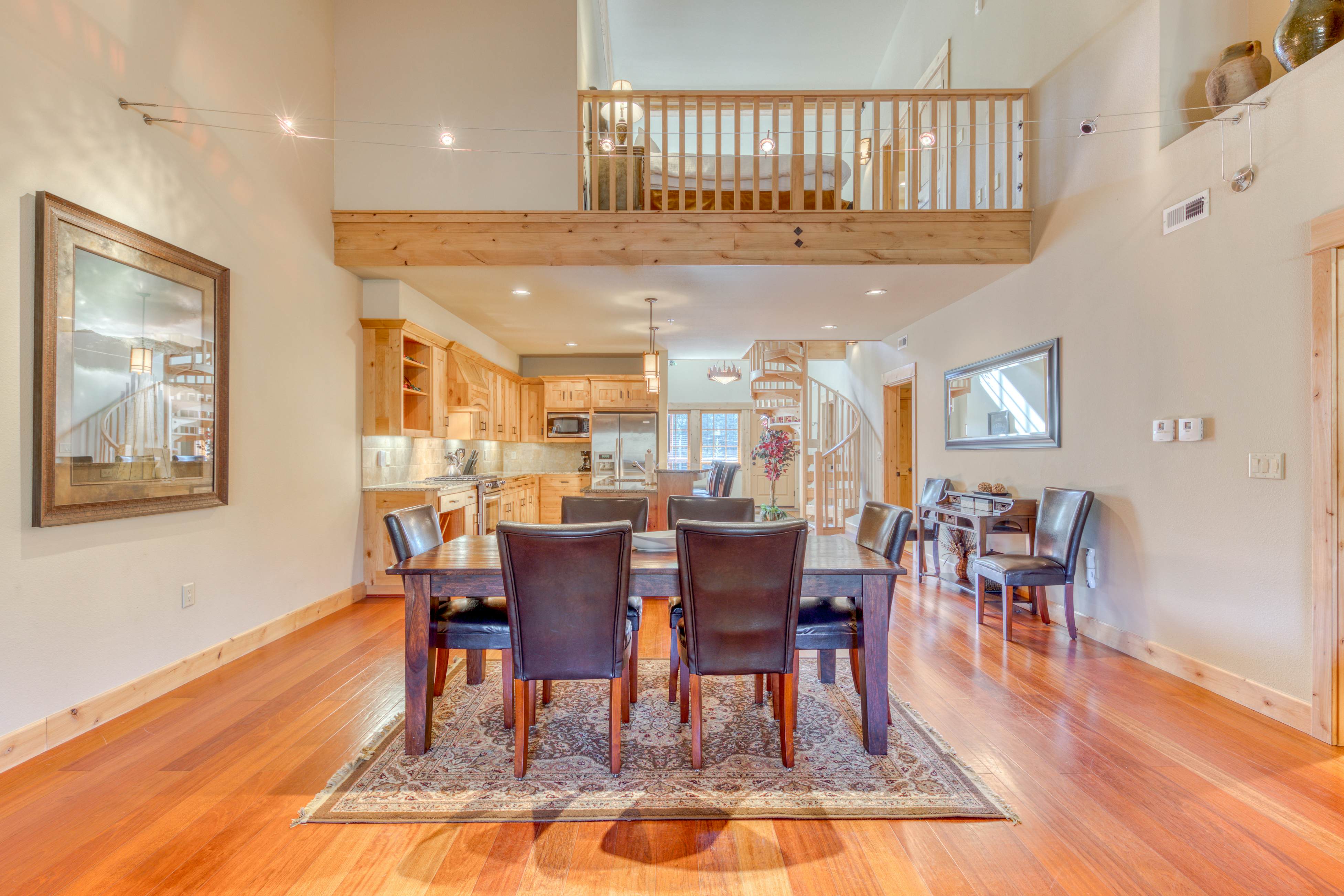 #403 Grand Lodge South Penthouse