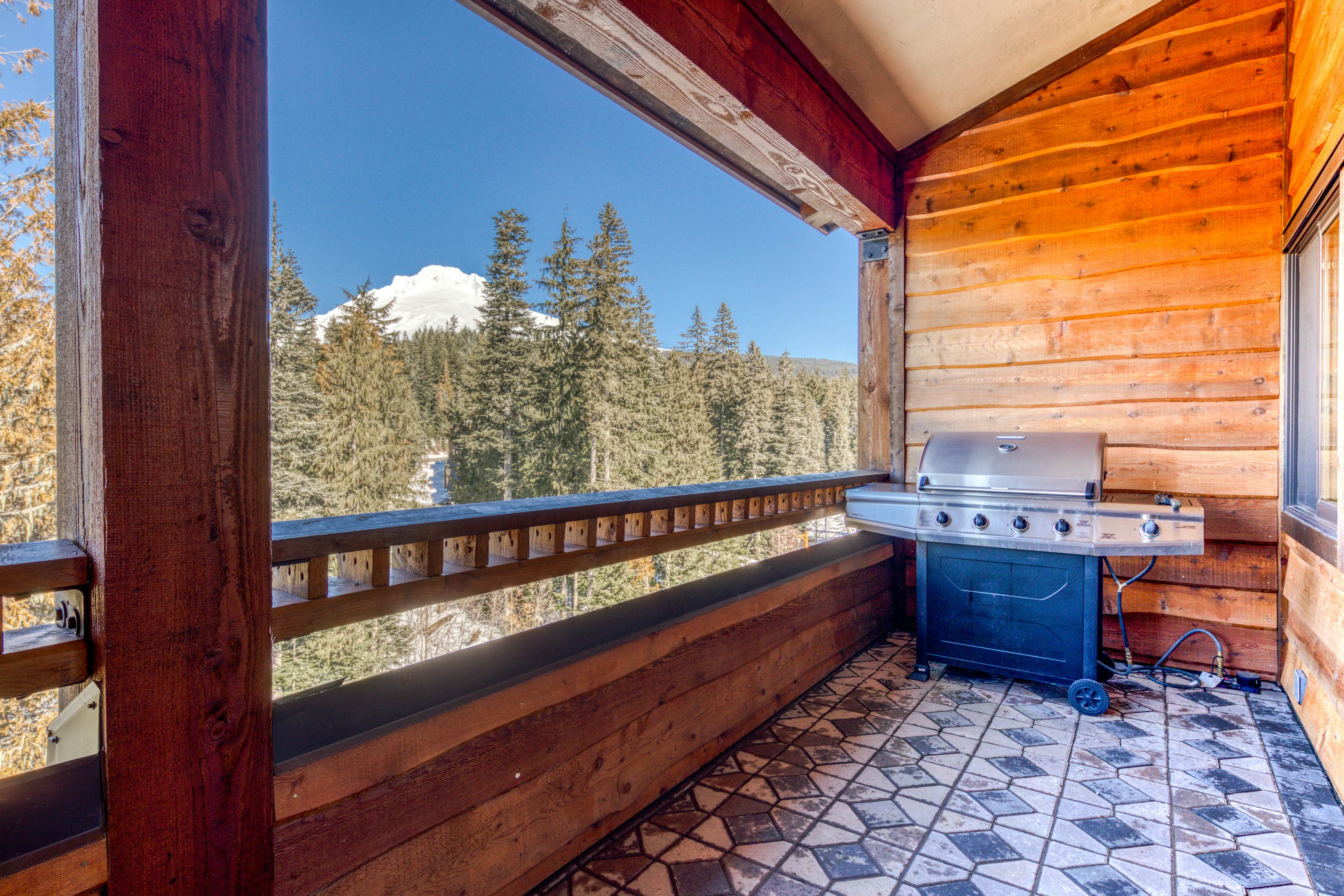 #403 Grand Lodge South Penthouse