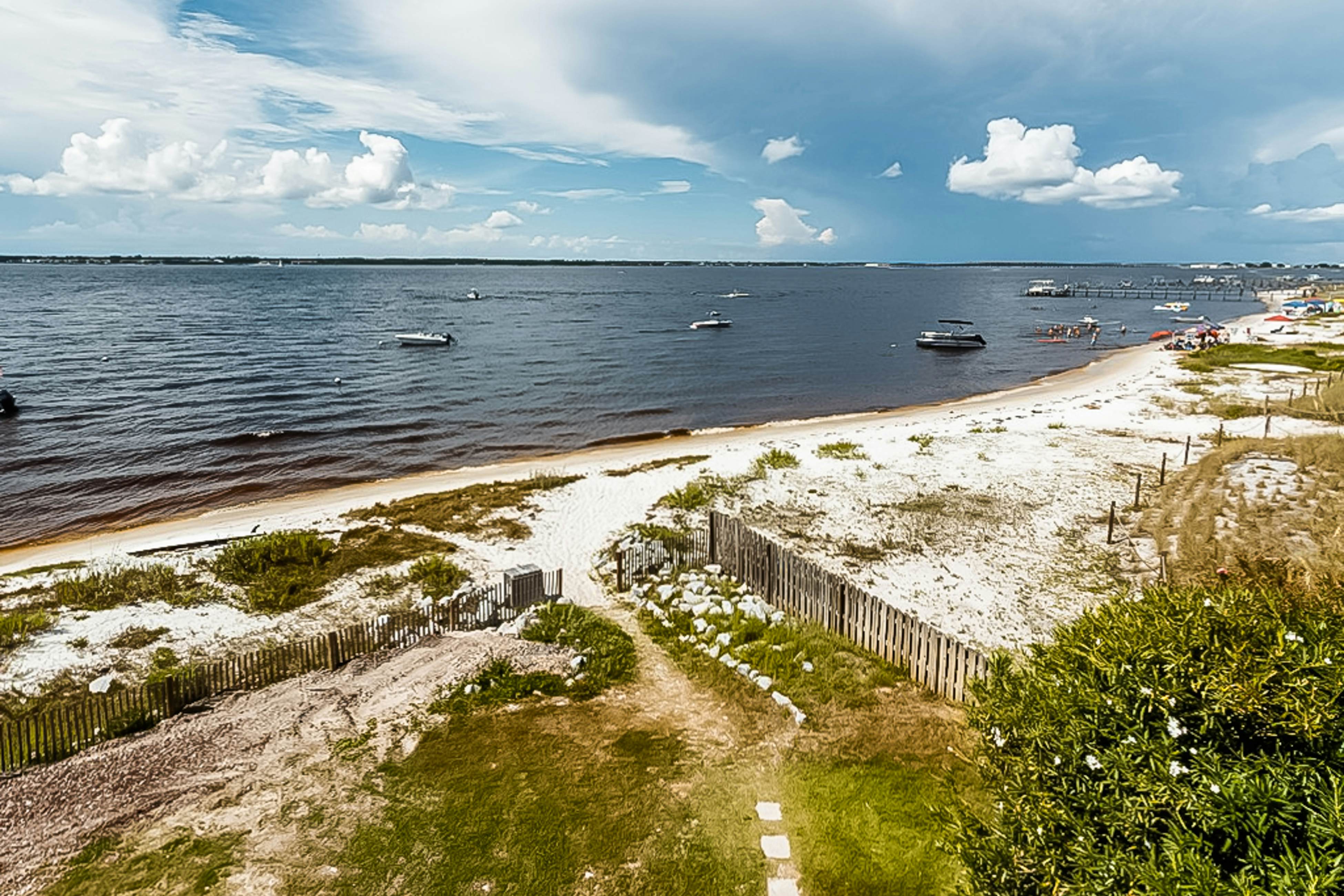 Palm Beach Club 2-228