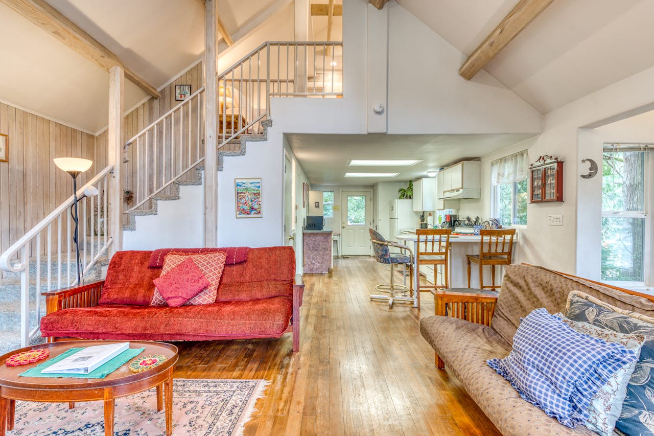 Marcia's Mercer Lake Chateau 0 BD Vacation Rental in Florence, OR Vacasa