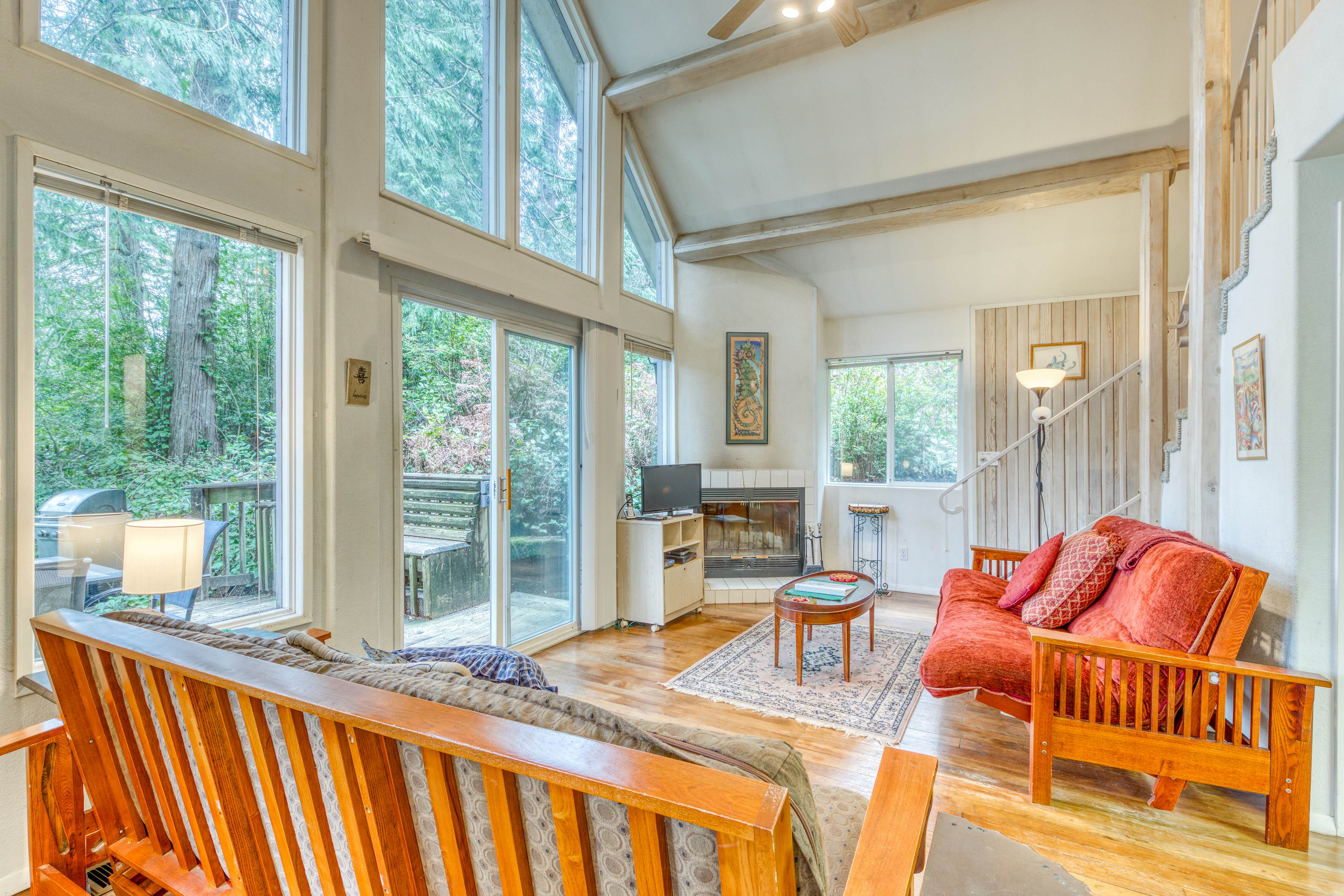 Marcia's Mercer Lake Chateau 0 BD Florence, OR Vacation Rental Vacasa