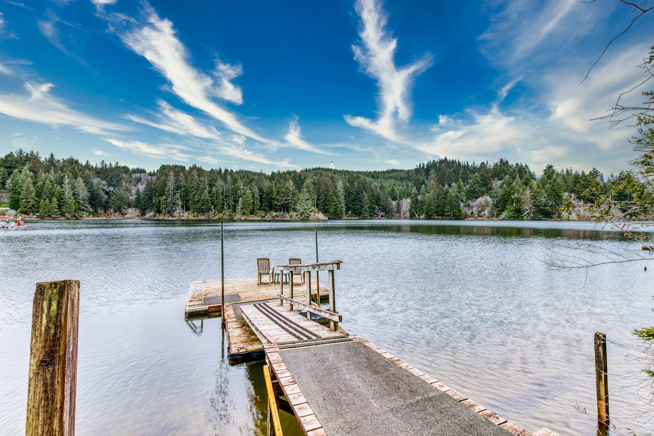 Marcia's Mercer Lake Chateau 0 BD Vacation Rental in Florence, OR Vacasa